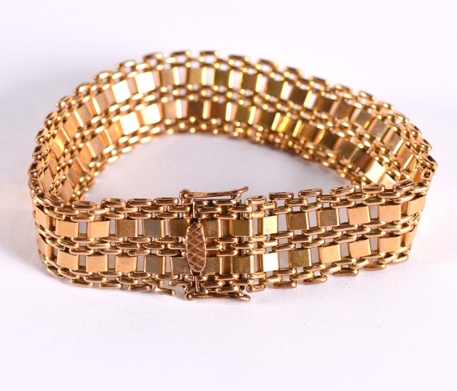 Pulseira de ouro 18k (Por motivos de segurança a peça não se encontra... - foto 1 de 3