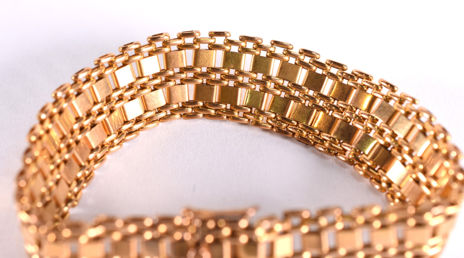 Pulseira de ouro 18k (Por motivos de segurança a peça não se encontra... - foto 2 de 3