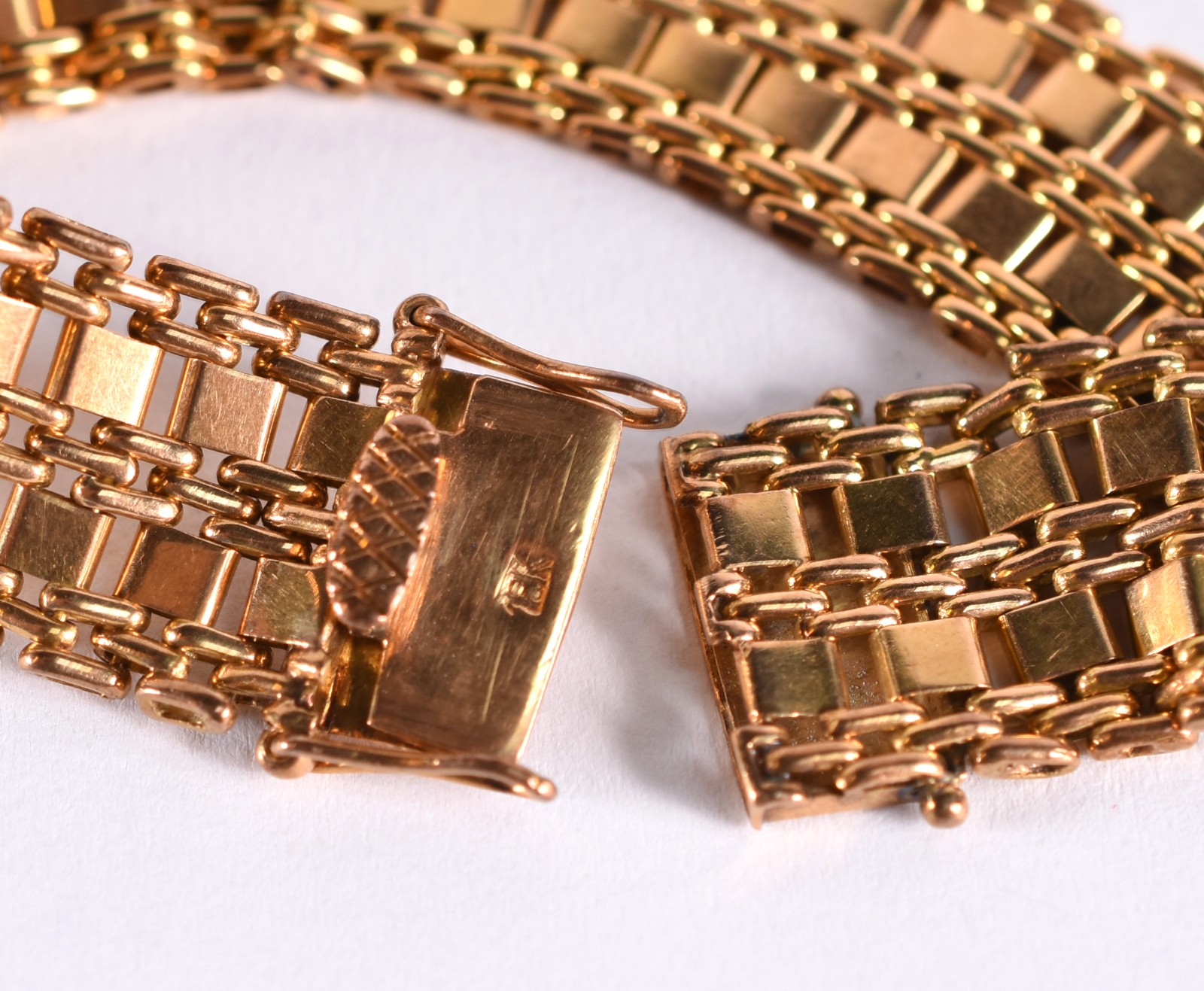 Pulseira de ouro 18k (Por motivos de segurança a peça não se encontra... - foto 3 de 3