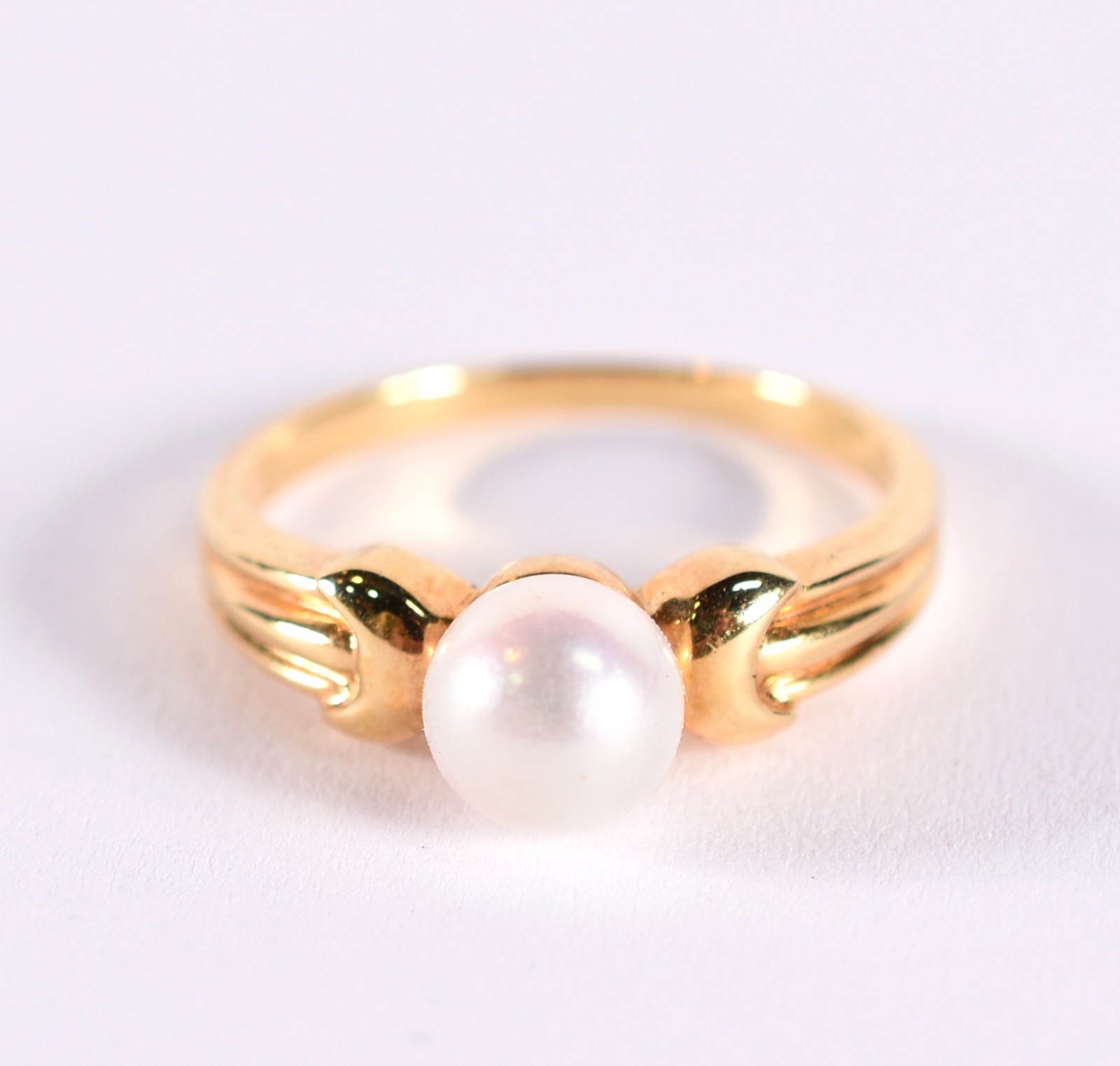 Anel de ouro 18 k, contraste 750 com perola cultivada, aro 14 (Por... - foto 1 de 5