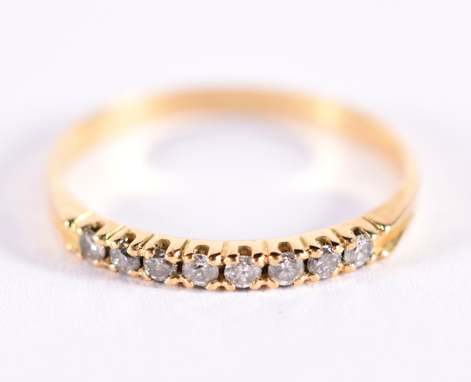 Anel de ouro 18 k, contraste 750 com 8 brilhantes, aro 18 (Por... - foto 1 de 3