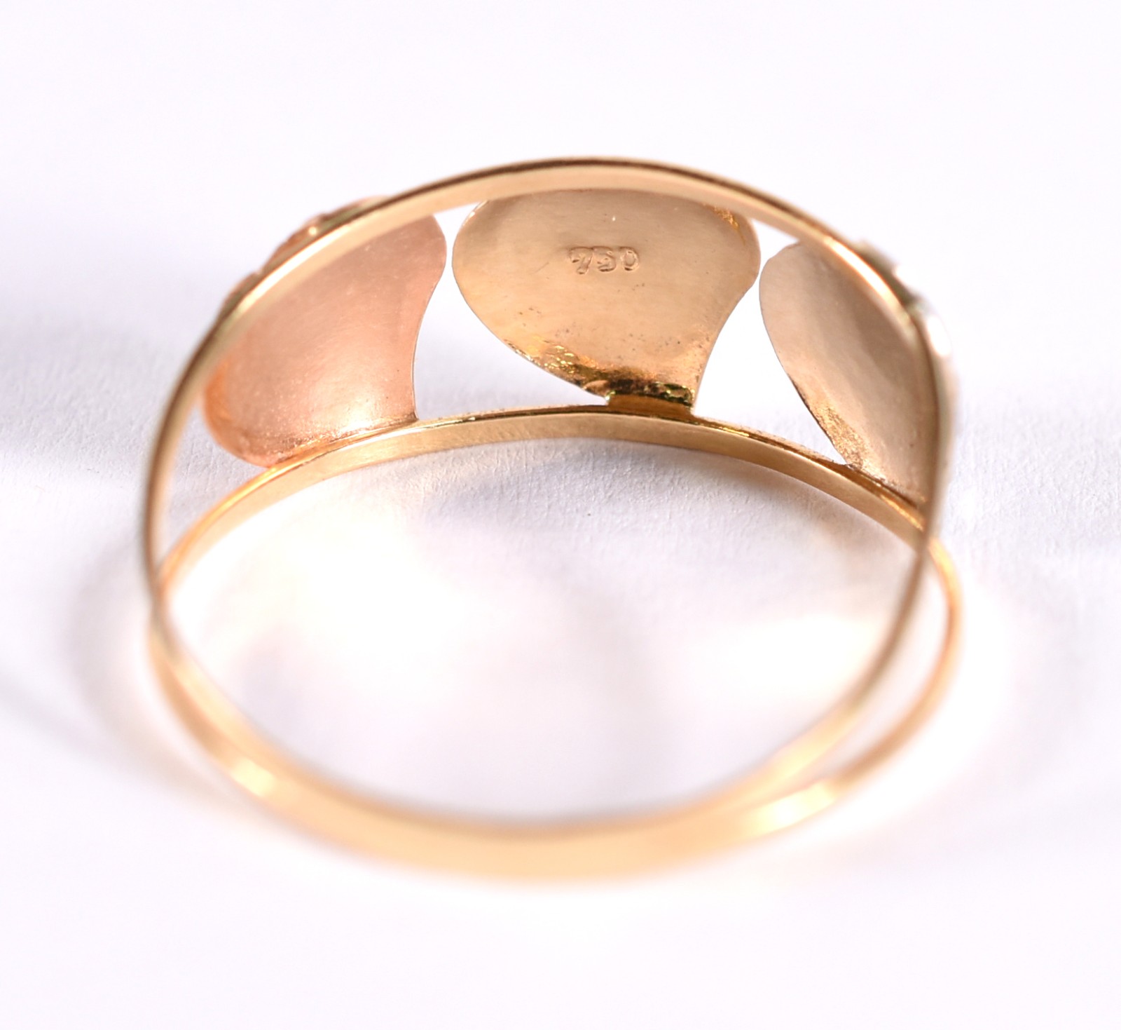 Anel de ouro 18 k, contraste 750 feitio corações, aro 19 (Por motivos... - foto 3 de 3
