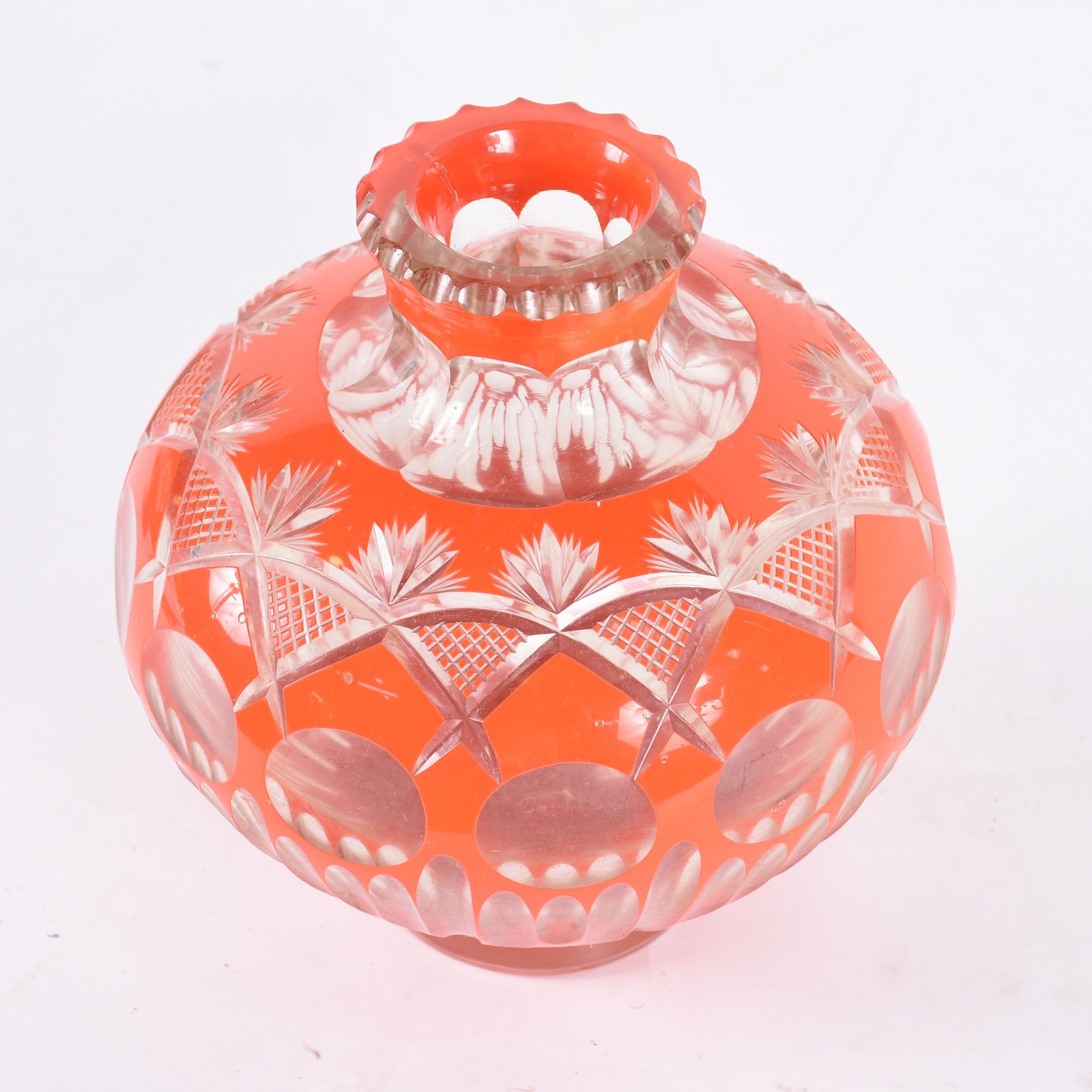 Vaso grosso de cristal na cor laranja lapidado. - foto 2 de 3
