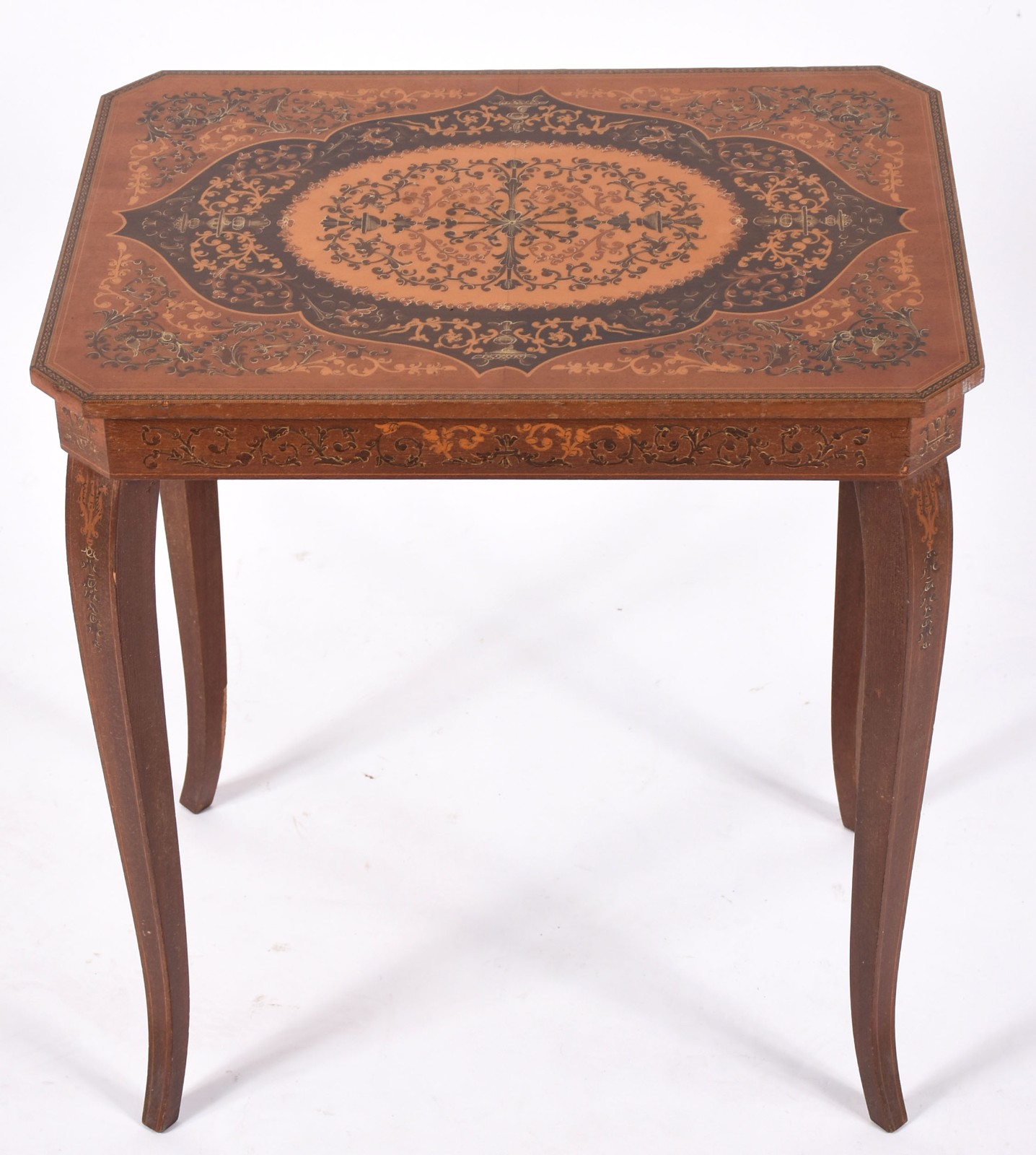 Mesa costureira Italiana de madeira trabalhada em marqueterie. - foto 7 de 8
