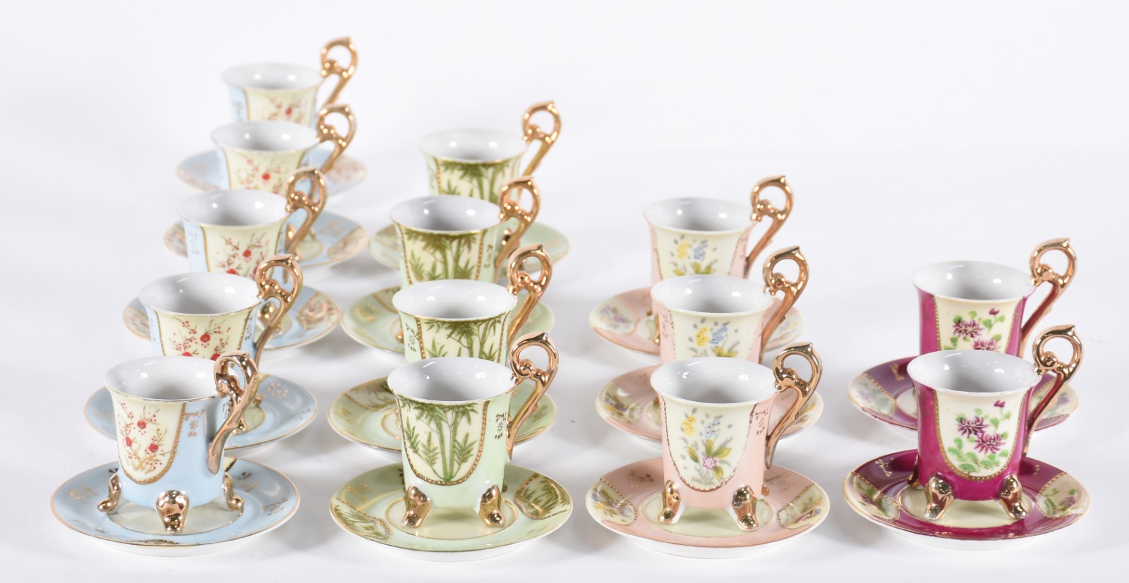 Conjunto com 14 xícaras para café de porcelana japonesa alças... - foto 3 de 6