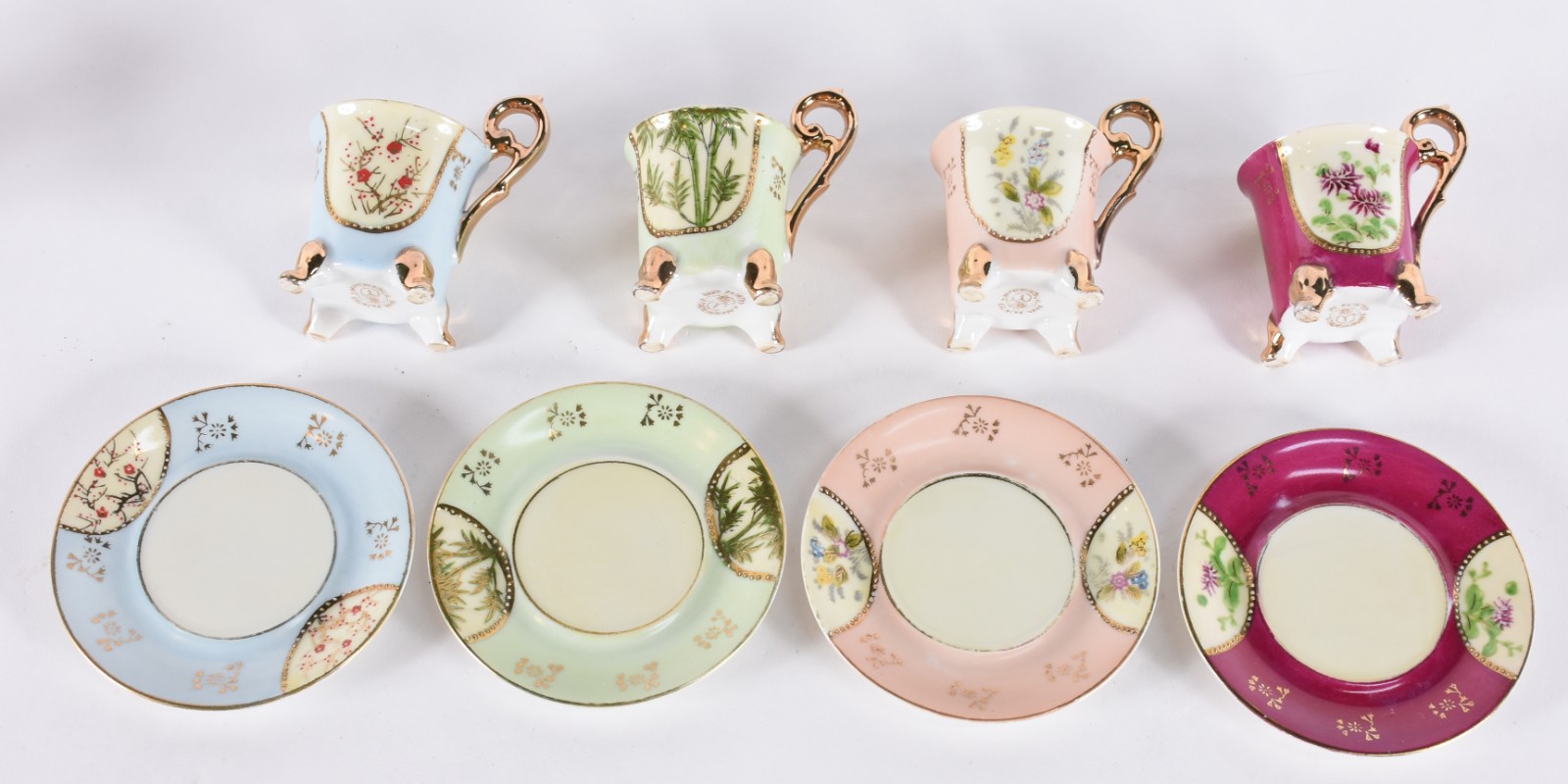 Conjunto com 14 xícaras para café de porcelana japonesa alças... - foto 4 de 6