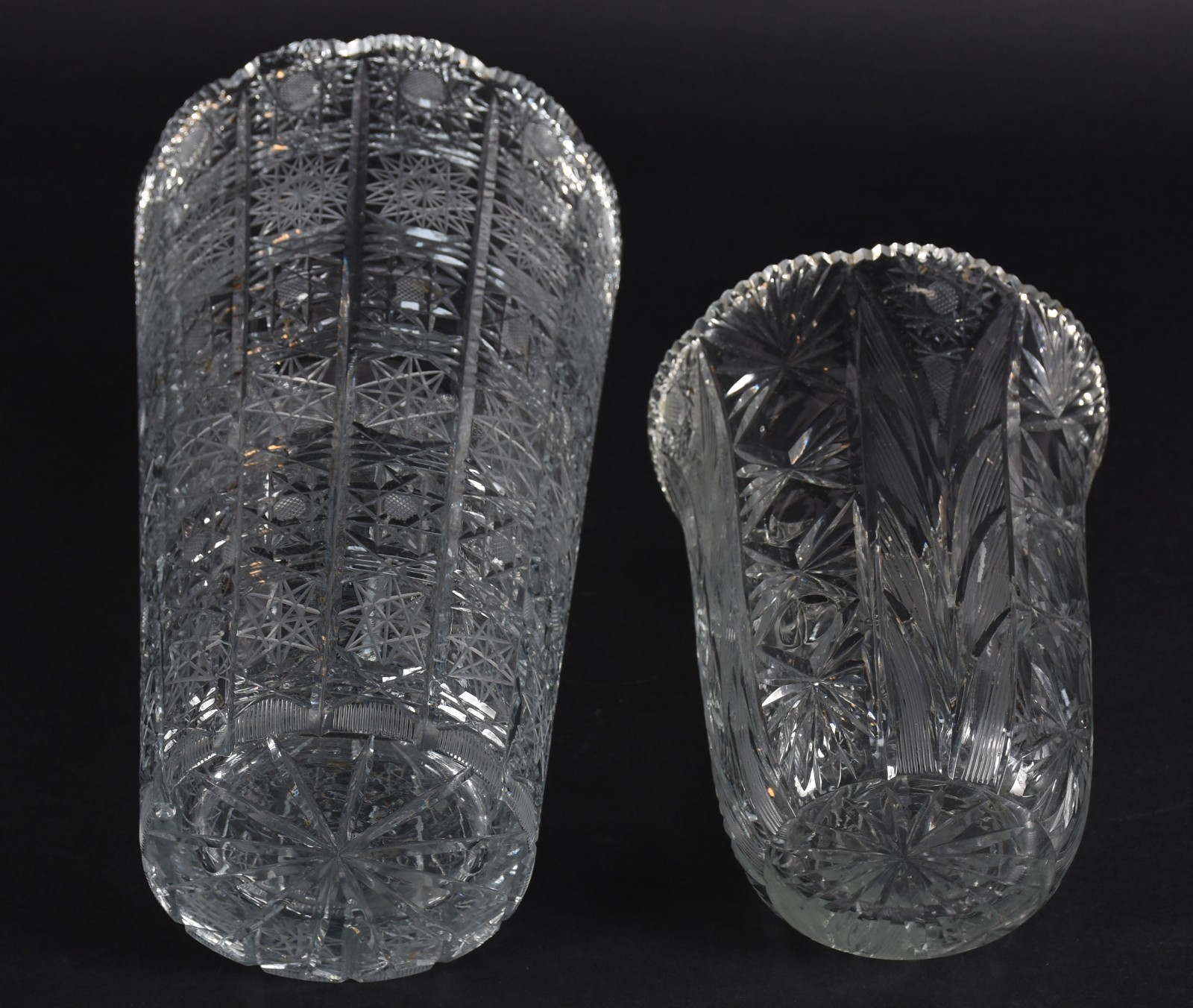 Dois vasos de cristal tcheco lapidado. - foto 5 de 5