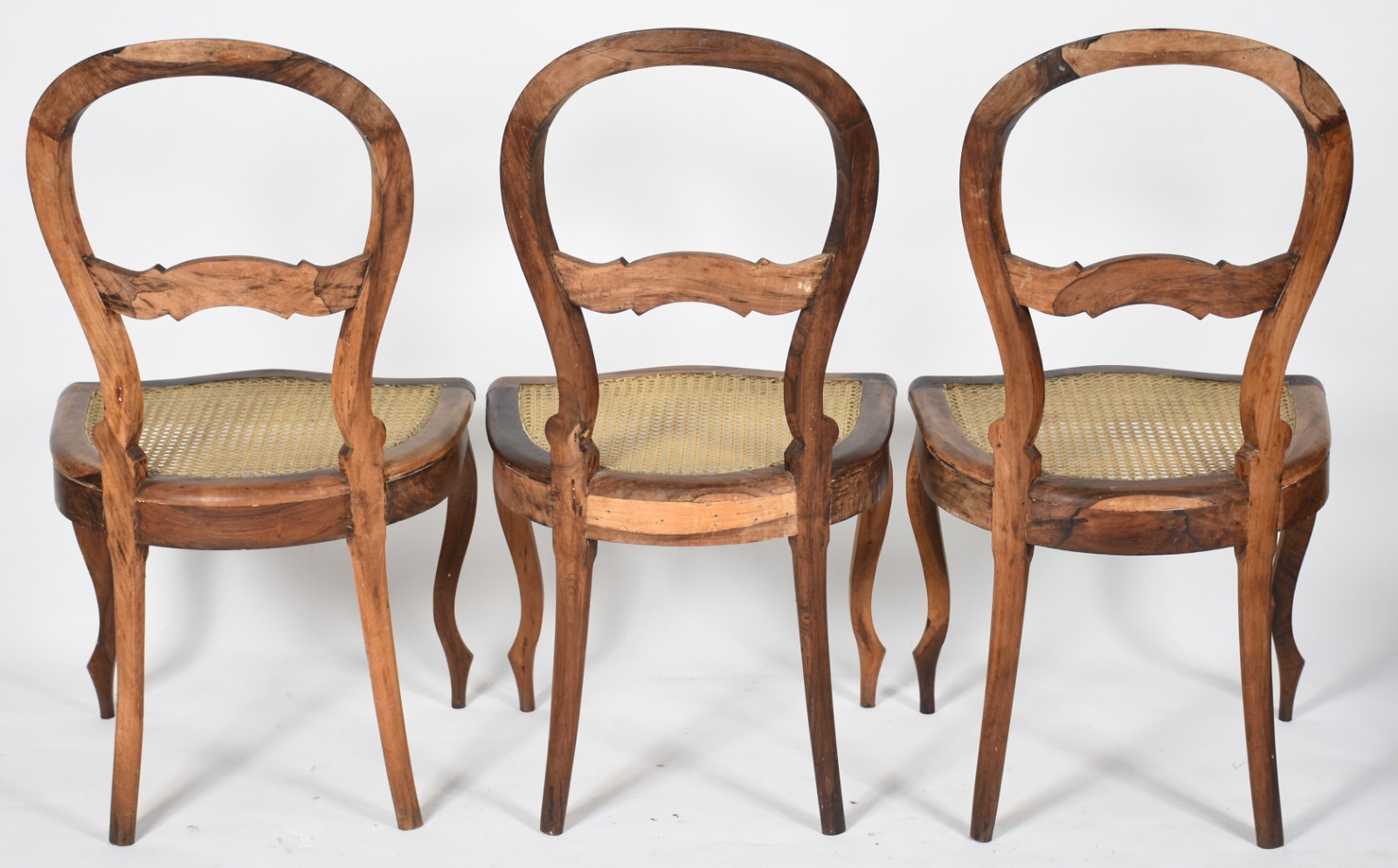 Conjunto para sala de jantar, composto de mesa de madeira nobre com... - foto 11 de 11