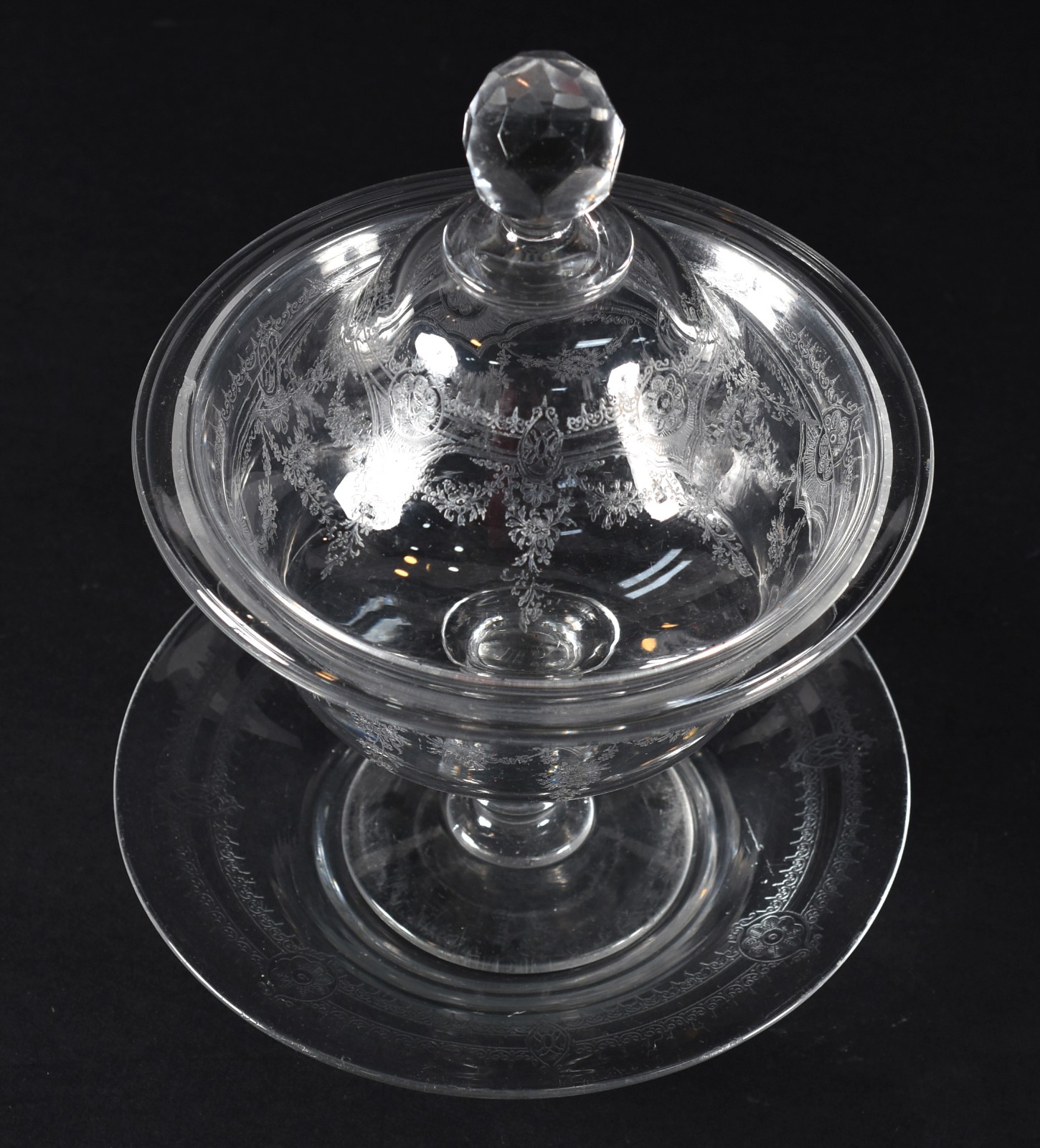 Compoteira de cristal com presentoir de cristal lavrado. - foto 2 de 4