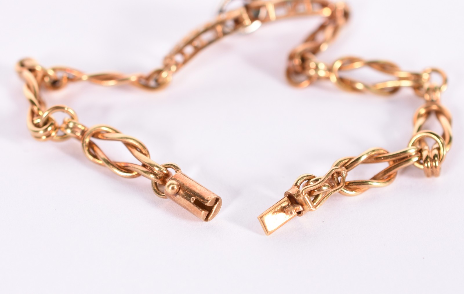 Pulseira de ouro 18 k com 29 brilhantes (Por motivos de segurança a... - foto 4 de 4