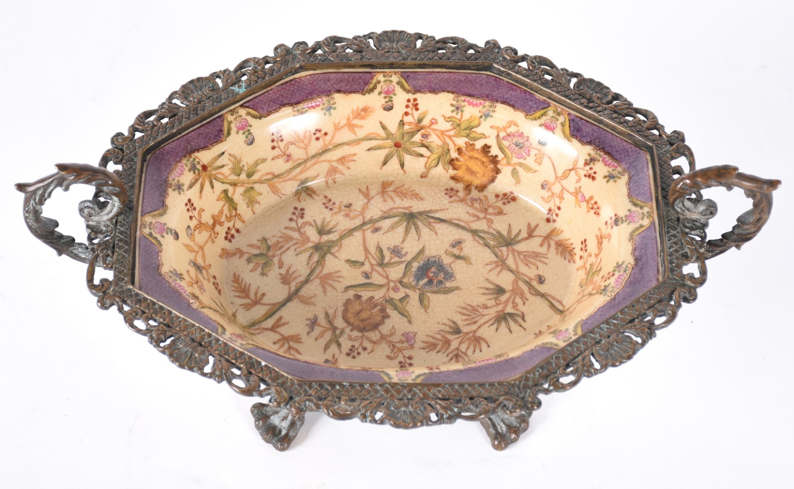 Centro de mesa de porcelana oriental com flores em policromia... - foto 2 de 5