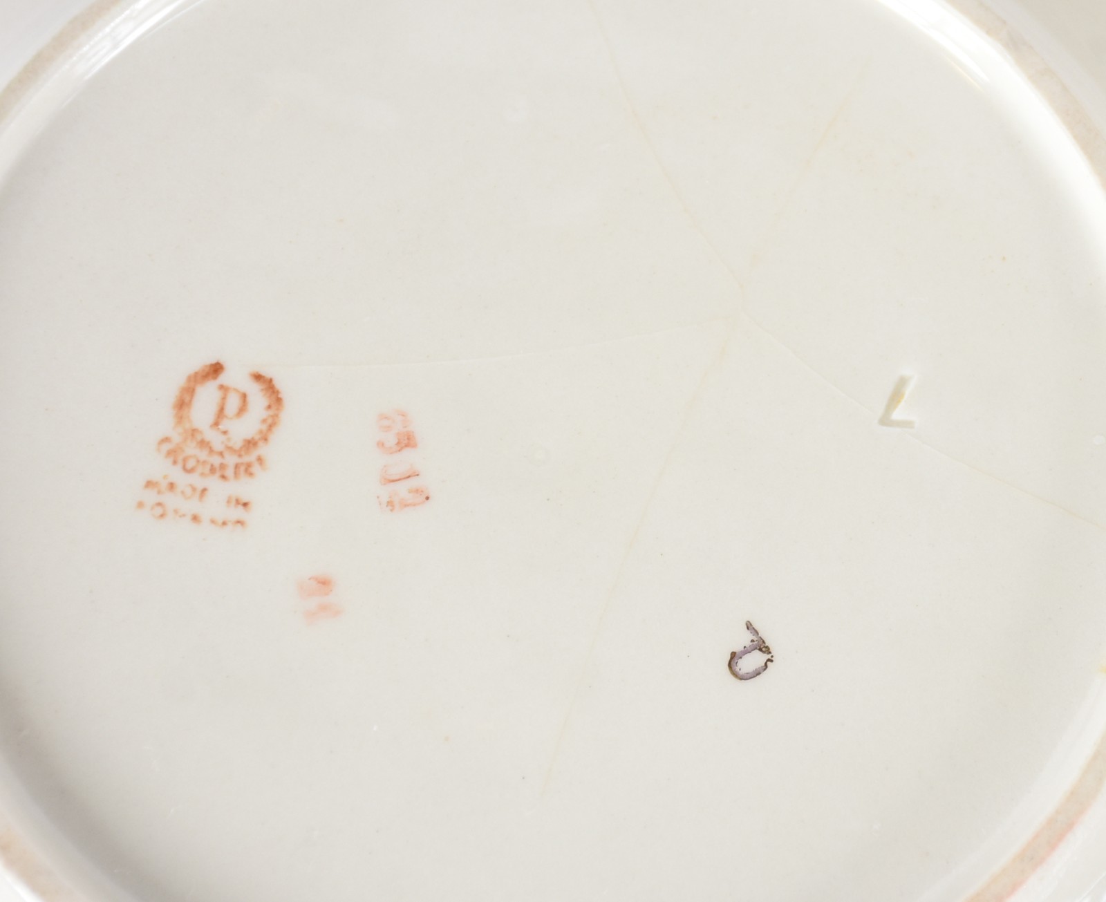 Aparelho de jantar de porcelana Polonesa na cor creme com flores em... - foto 6 de 6