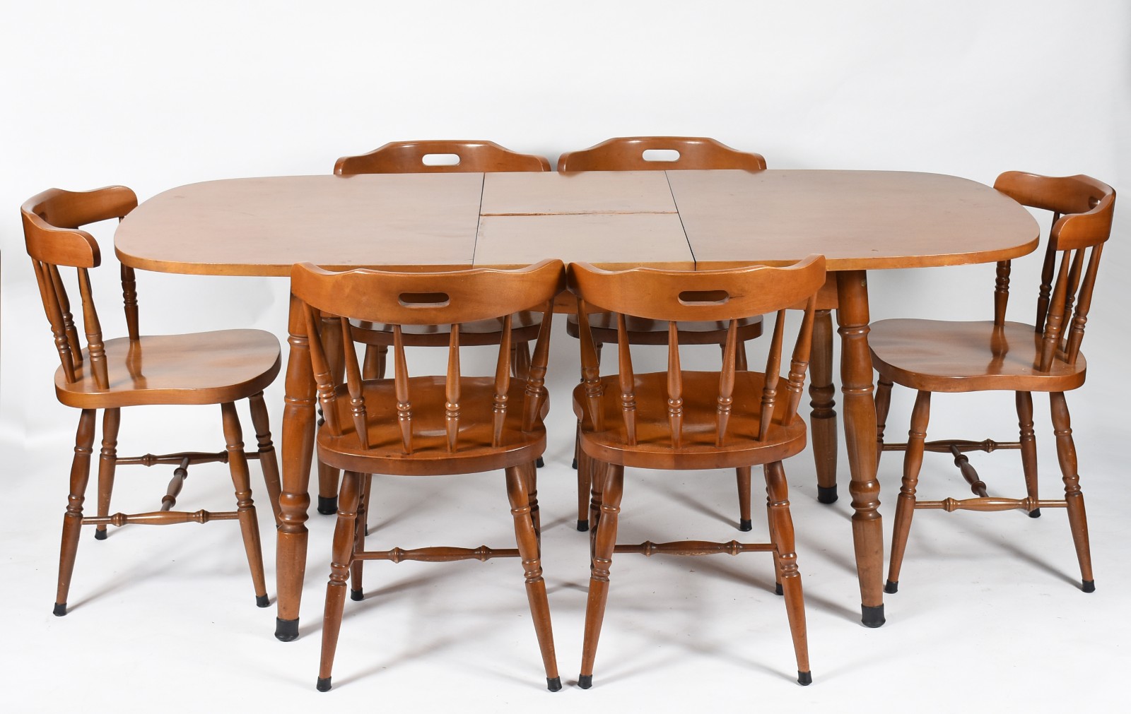 Mesa de jantar de madeira clara com tabua extensora (39 cm x 84 cm)... - foto 1 de 9