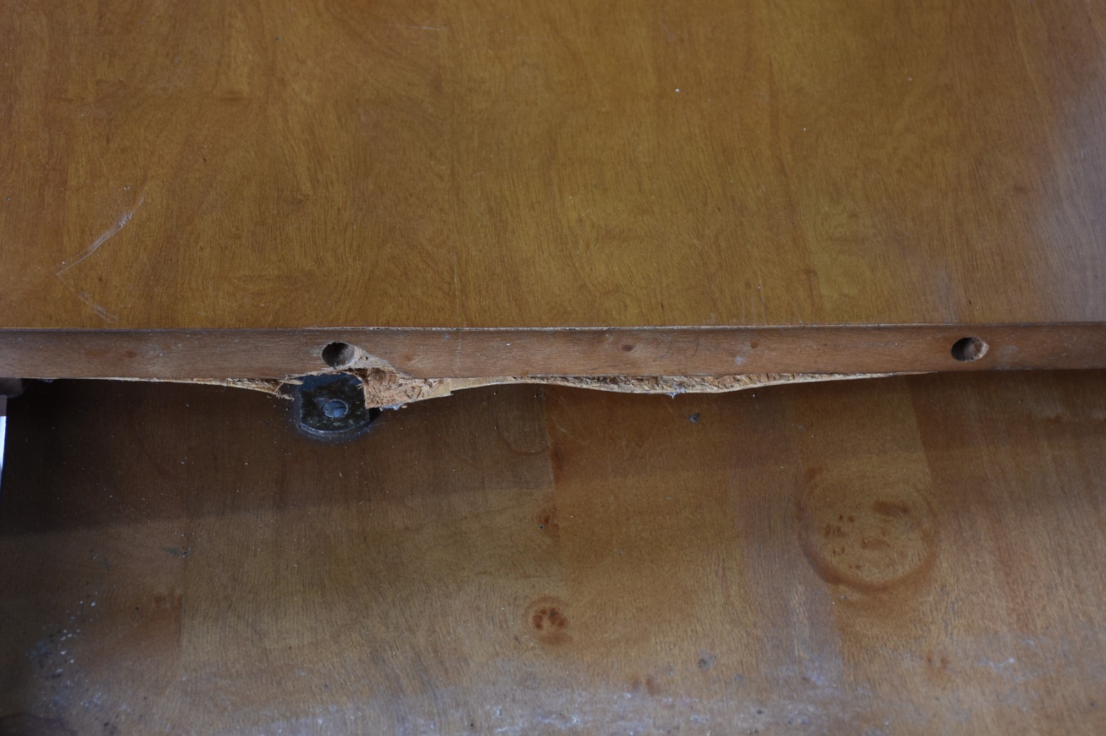 Mesa de jantar de madeira clara com tabua extensora (39 cm x 84 cm)... - foto 8 de 9