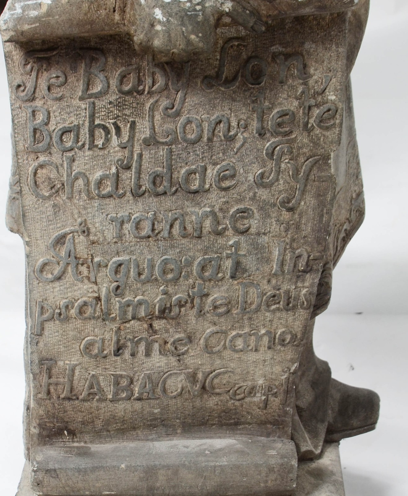 Duas réplicas de profetas de Aleijadinho de pedra sabão ( Uma das... - foto 7 de 7