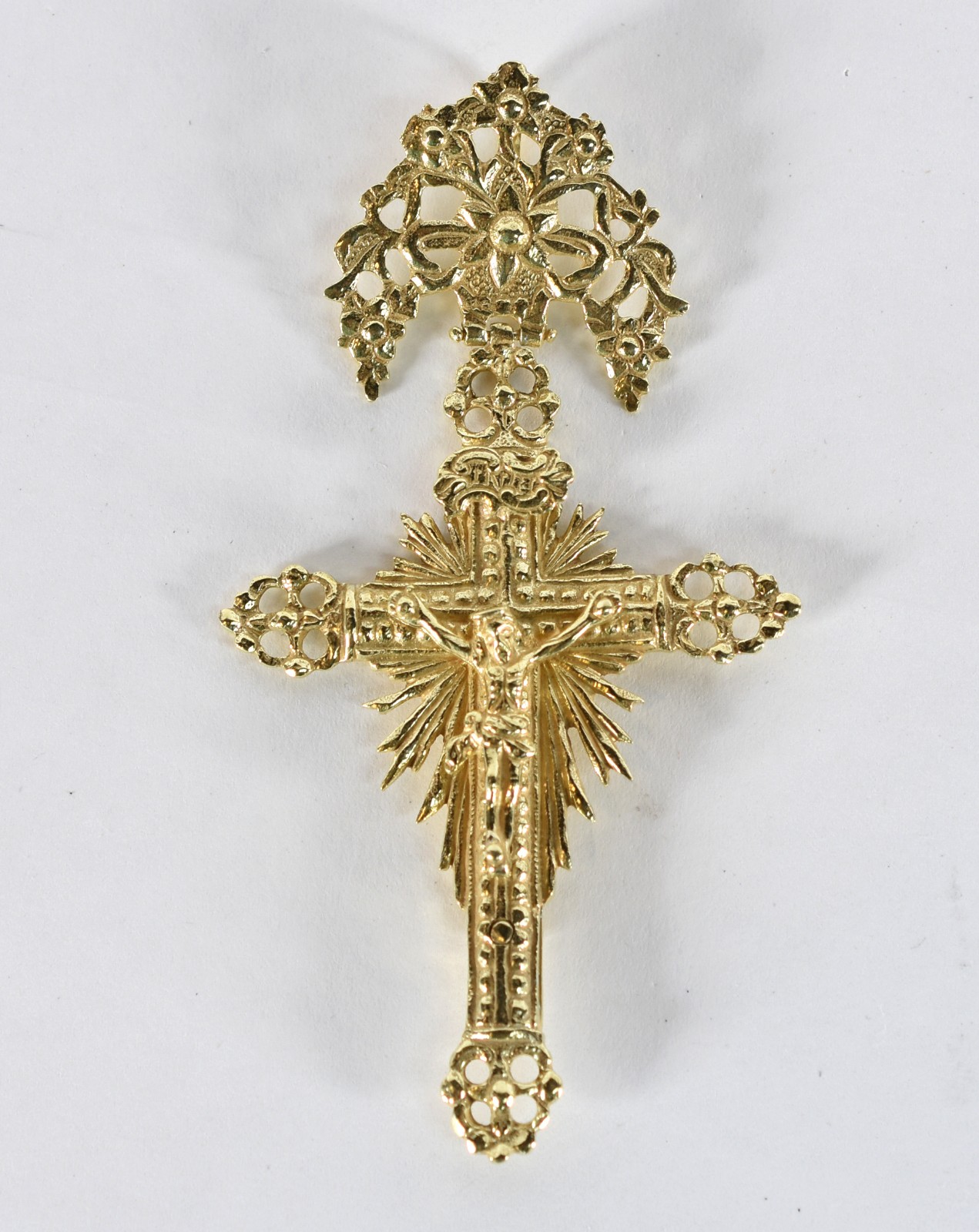 Antigo Crucifixo relicário em prata com vermeil. (Por motivos de... - foto 1 de 2