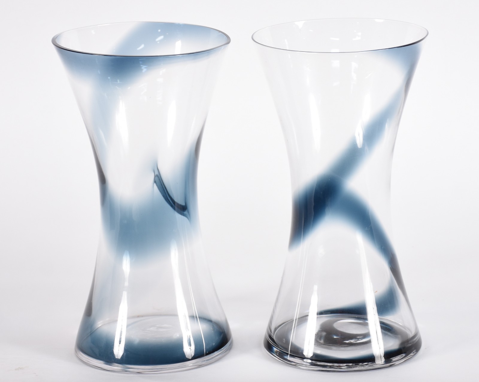 Par de vasos de vidro. - foto 1 de 4