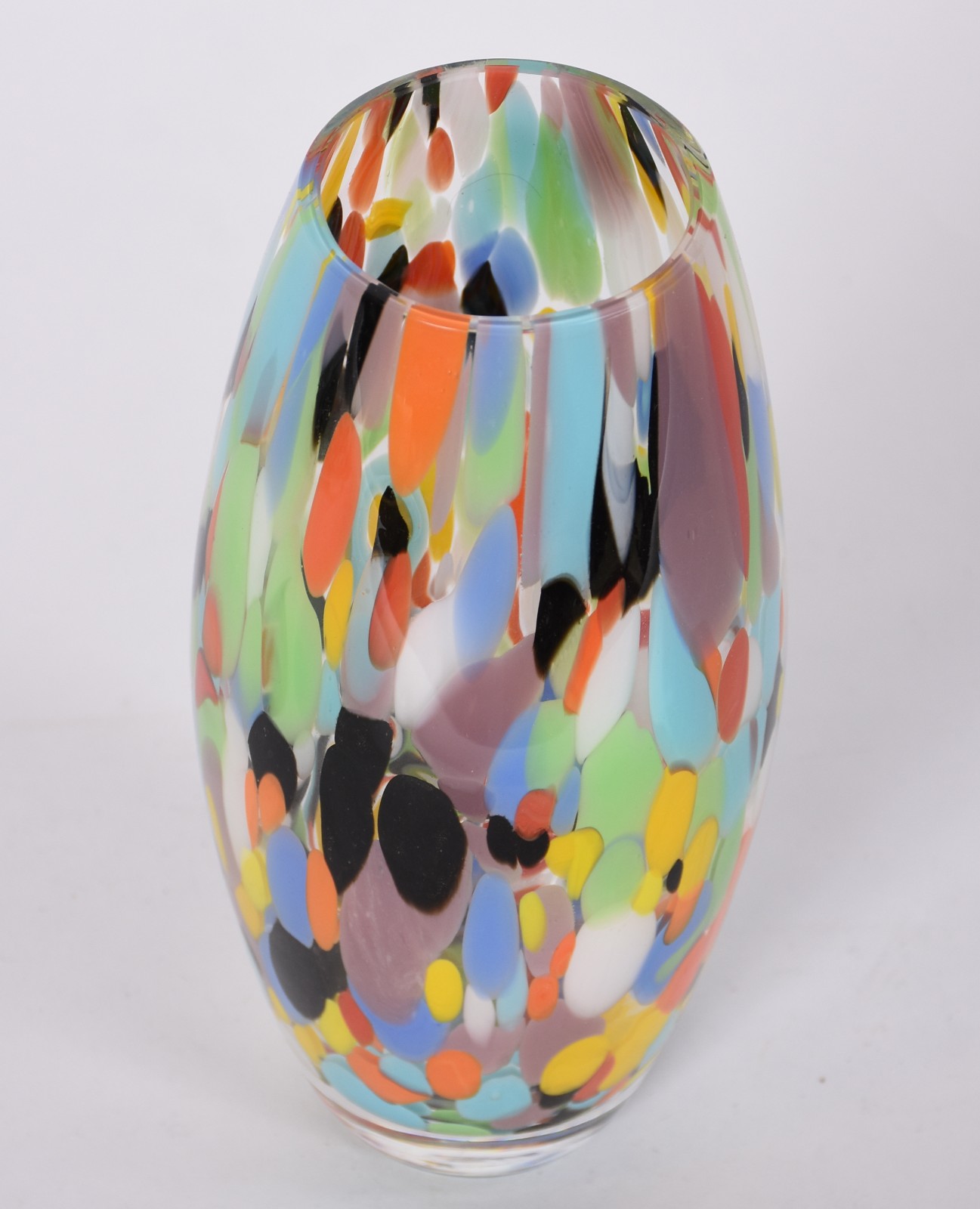 Vaso de vidro decorativo com mesclas coloridas. - foto 1 de 3
