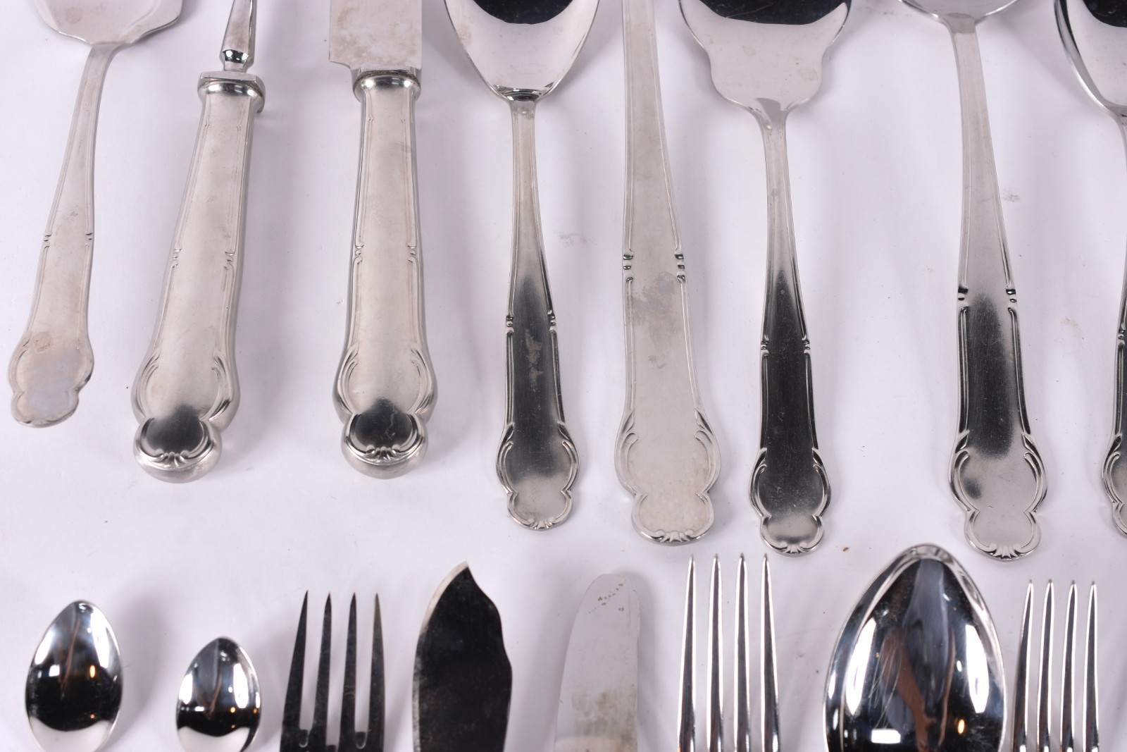 Faqueiro de aço inox Hercules, completo para 12 pessoas, composto de... - foto 2 de 3