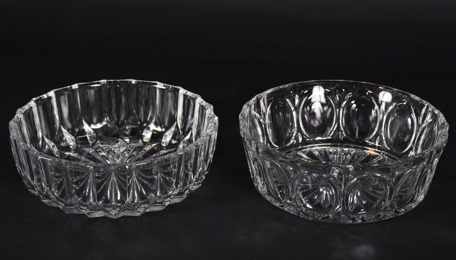 Dois bowls de cristal lapidado. - foto 1 de 3