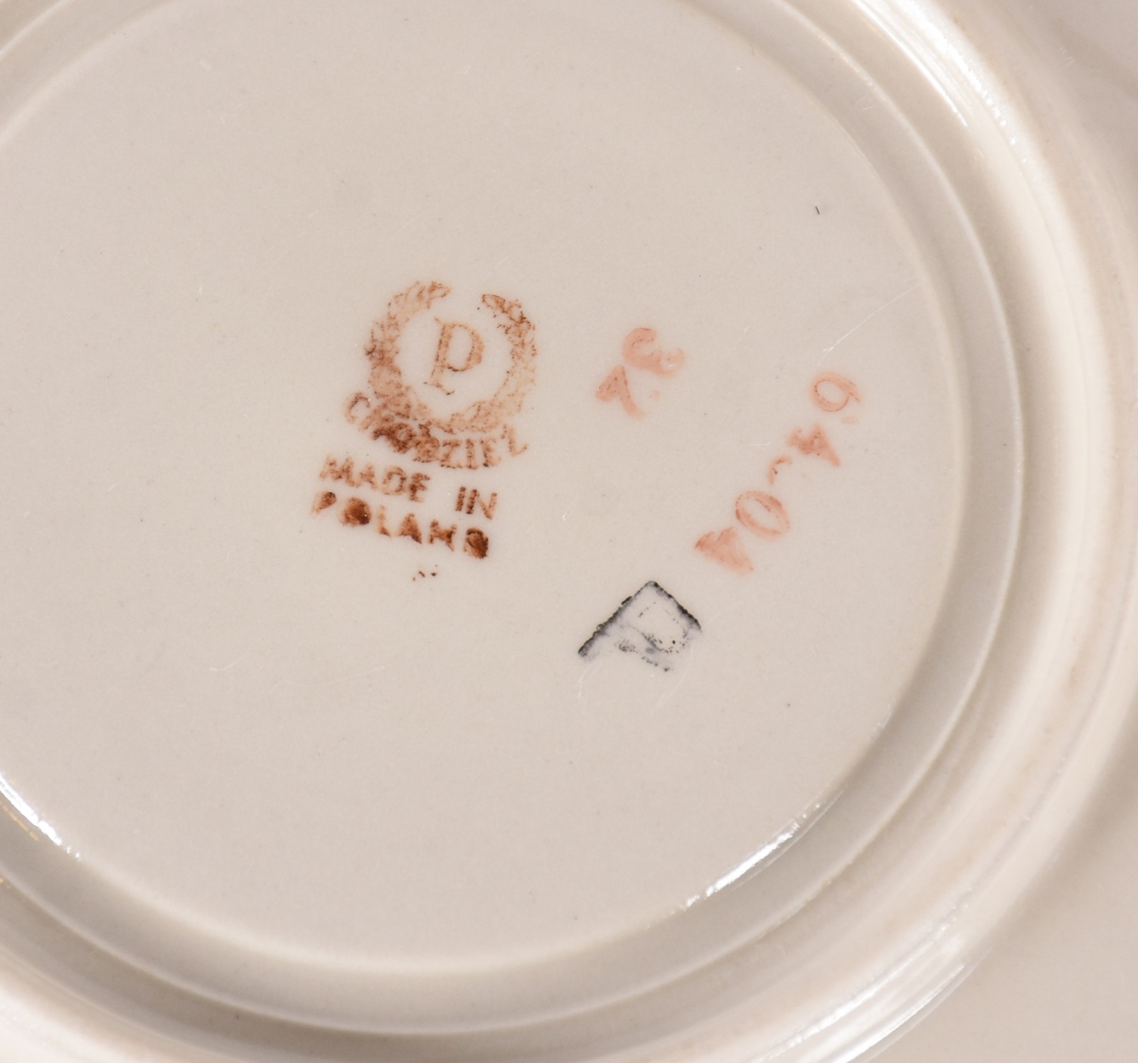 Diversas peças de porcelana, sendo: vaso GOEBER " La Promenade"... - foto 5 de 6