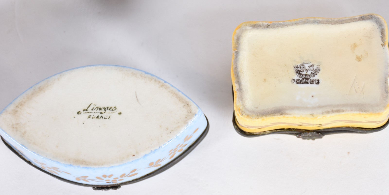 Coleção com 16 pequenas caixas de porcelana, diversos modelos e... - foto 6 de 8