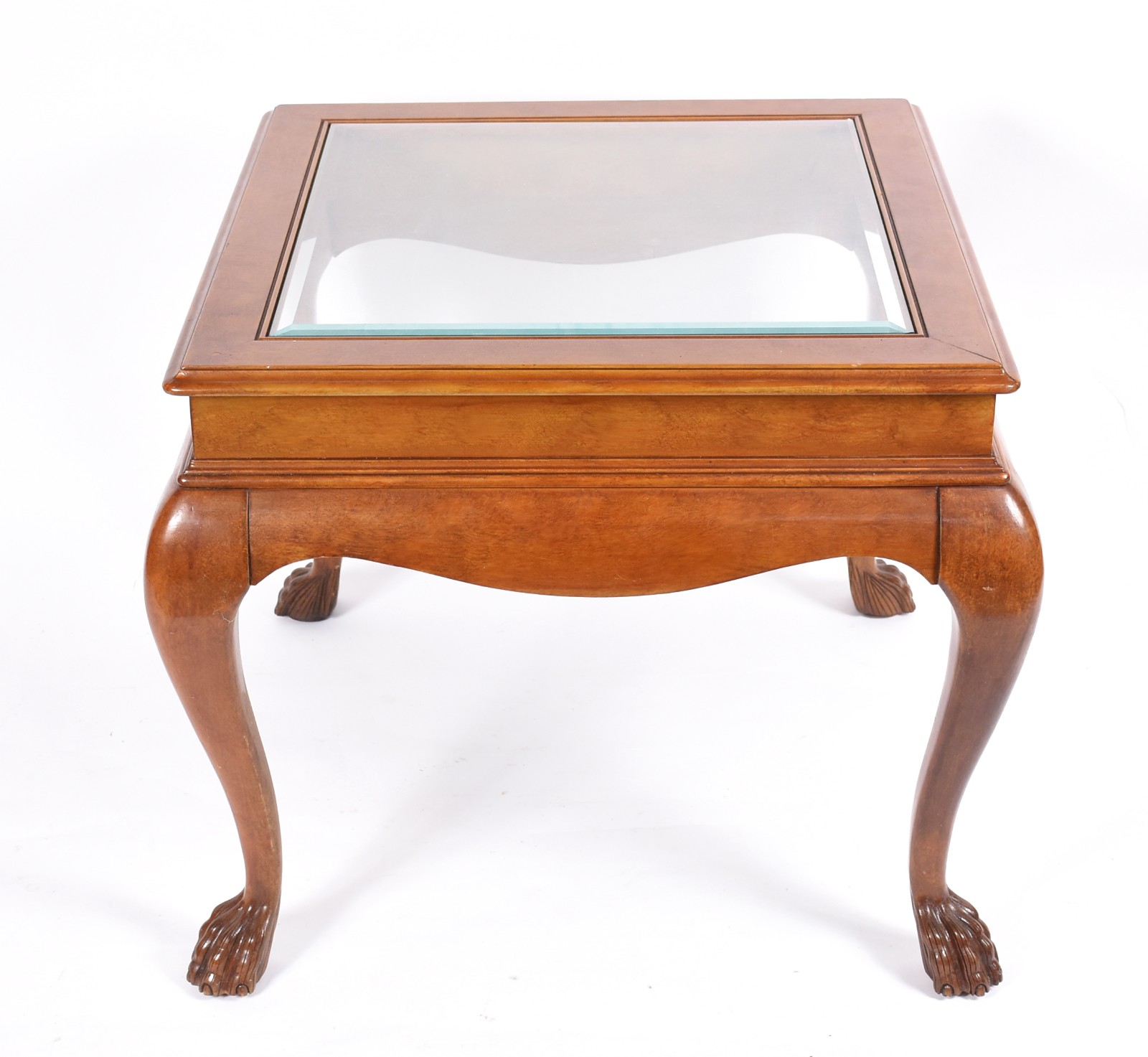 Mesa lateral de madeira nobre com tampo de vidro, saia recortada e... - foto 2 de 3