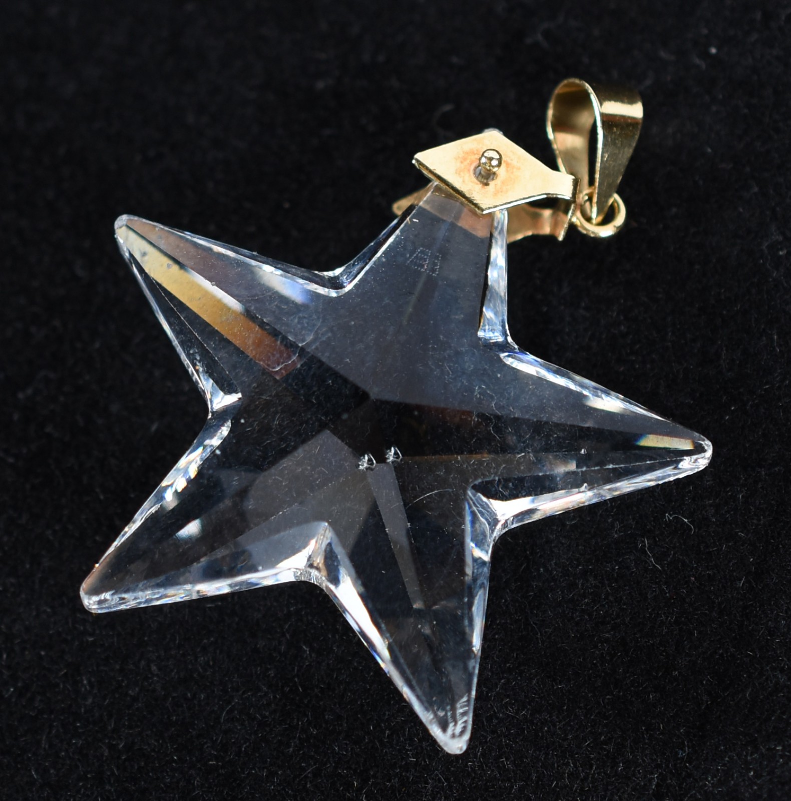 Pingente de ouro 18 k feitio estrela de cristal translucida (Por... - foto 4 de 4