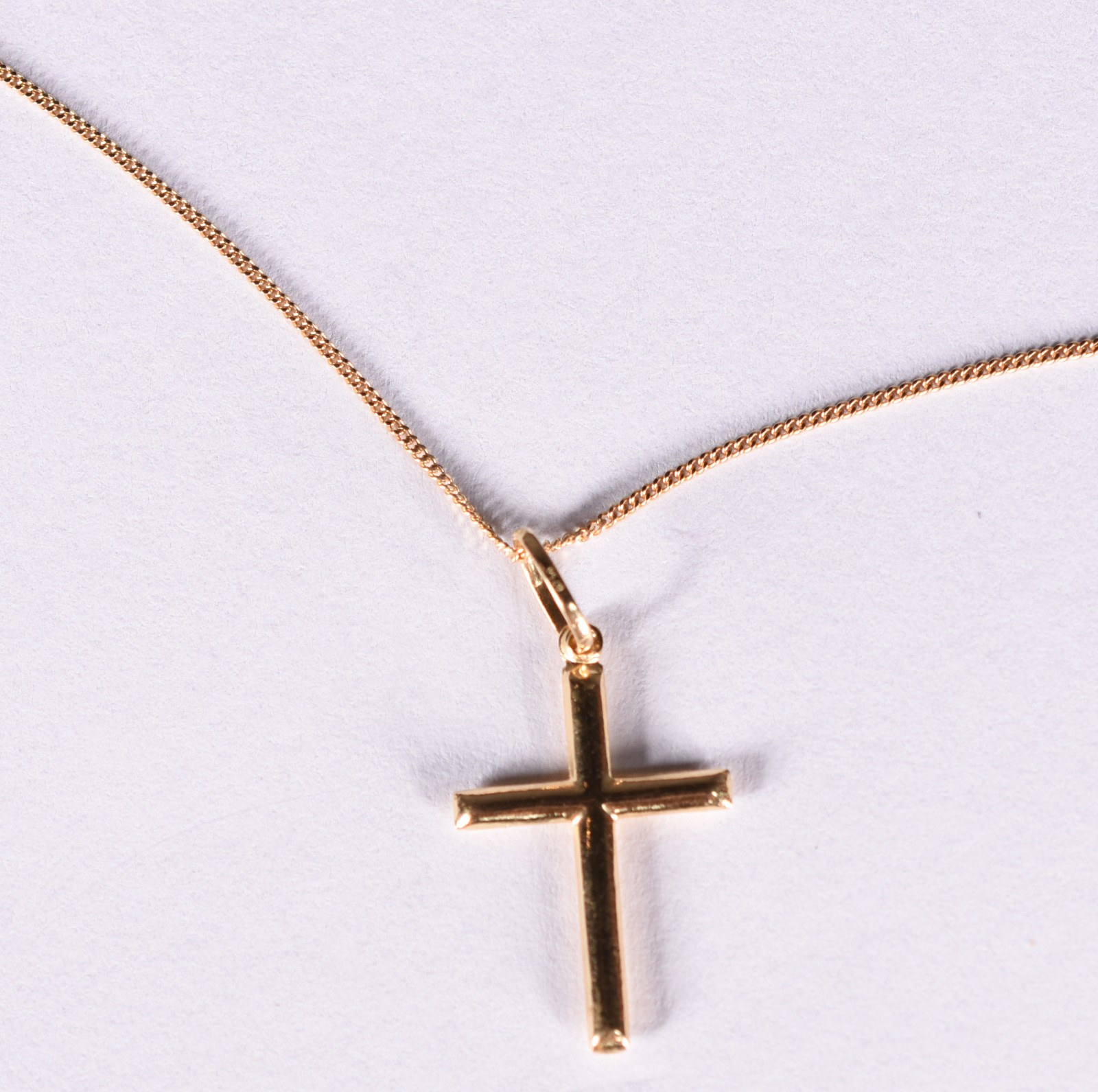 Gargantilha de ouro 18 k, contraste 750 com crucifixo (Por motivos de... - foto 1 de 4