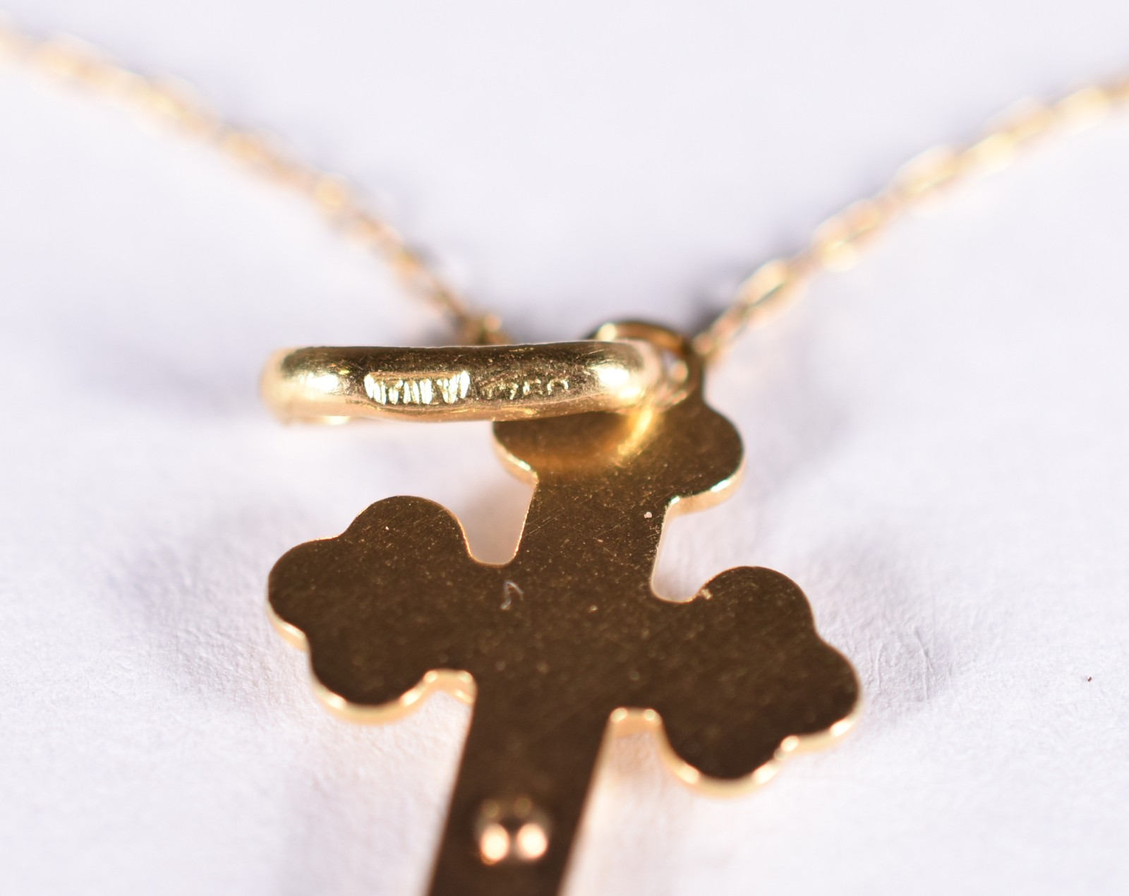 Colar de ouro 18k, contraste 750 com pingente de crucifixo com Cristo... - foto 5 de 7