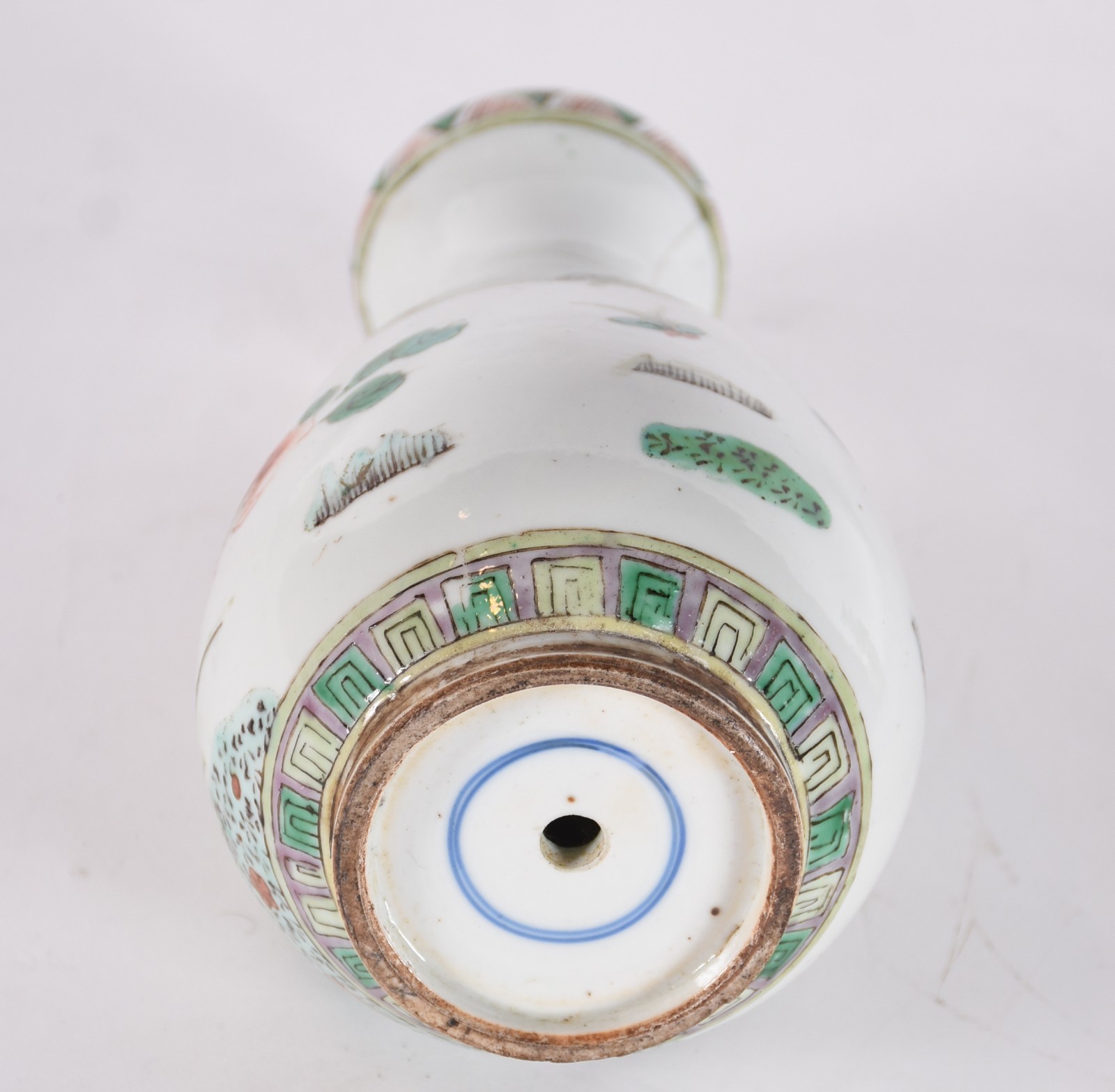 Vaso de porcelana oriental decorado com folhas e flores em policromia... - foto 5 de 5