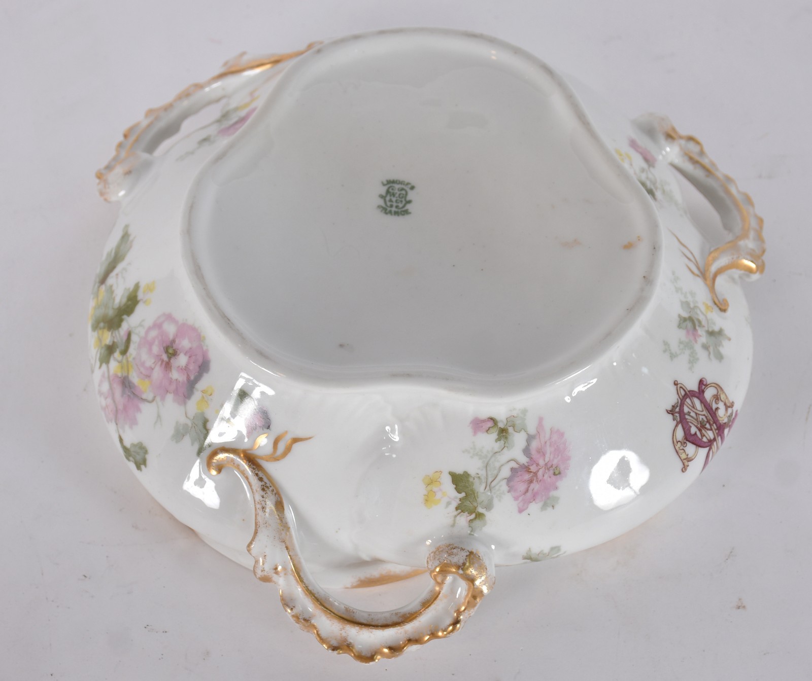 Terrina de porcelana francesa de Limoges, século XIX, borda com... - foto 5 de 7