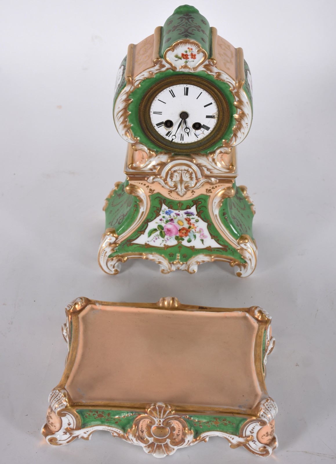 Relógio de porcelana francesa Velho Paris ricamente decorado com... - foto 4 de 7