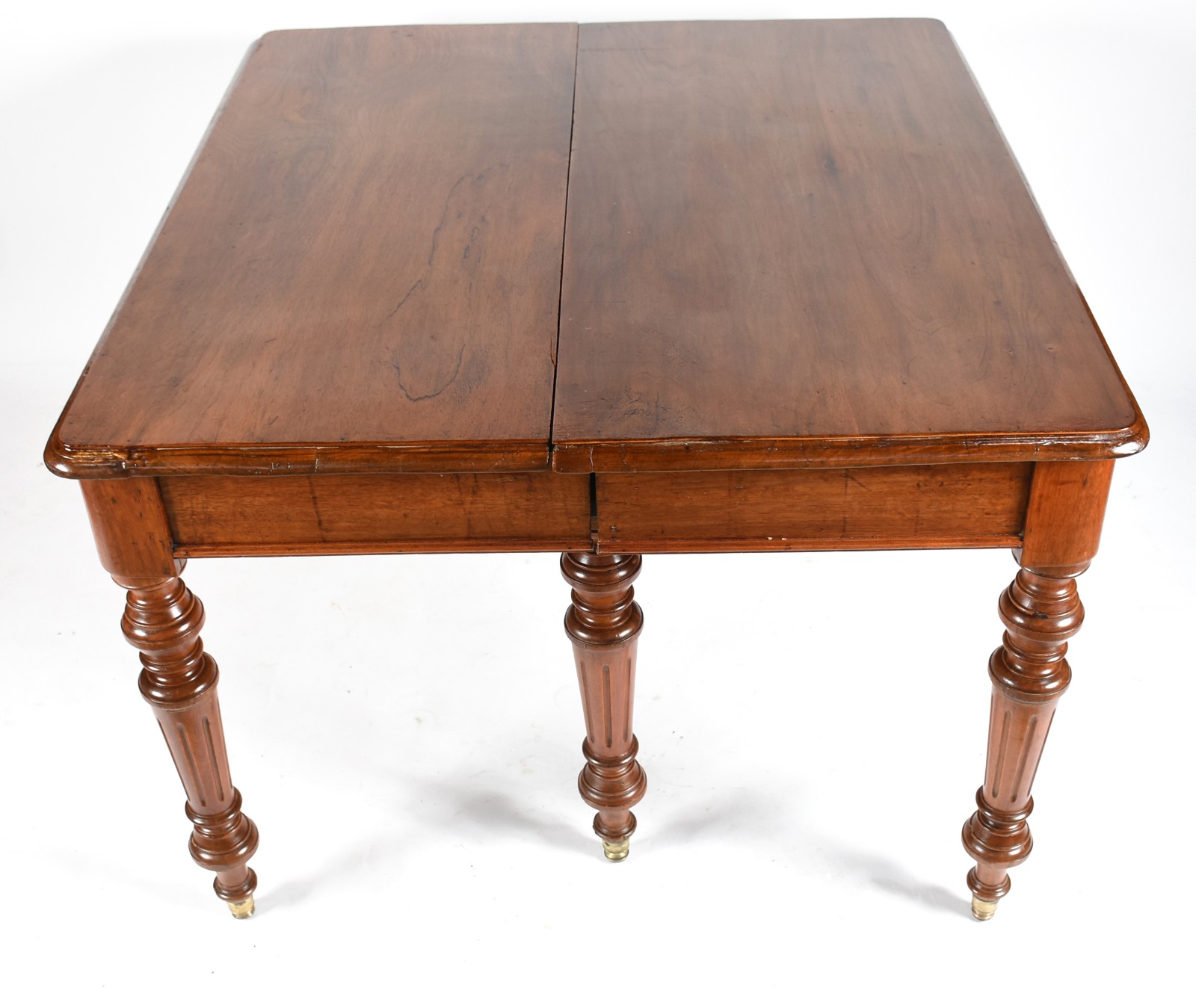 Mesa de jantar de madeira nobre com 2 tábuas extensoras, pernas... - foto 1 de 6
