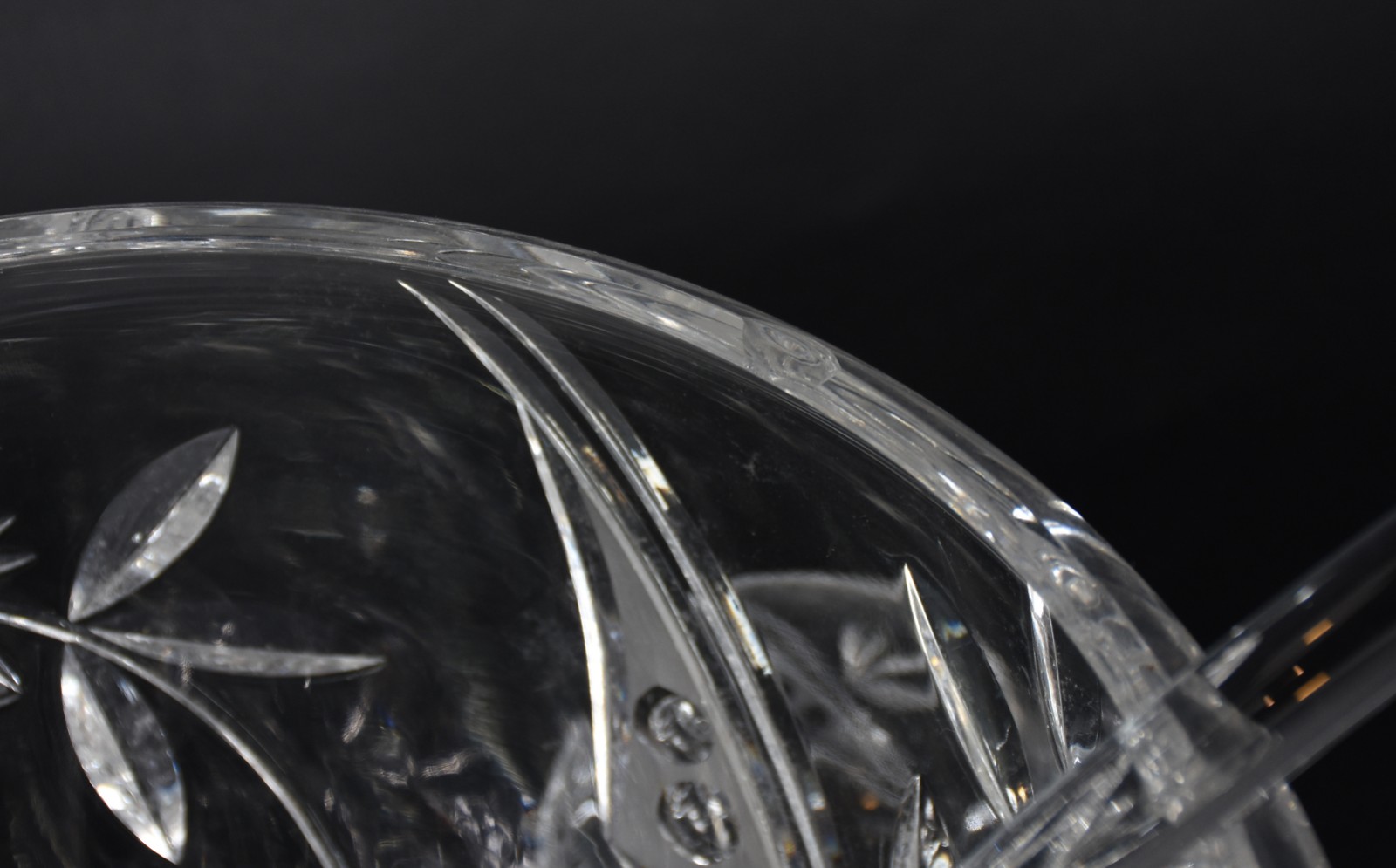 Poncheira em demi cristal lapidado com 10 canecas e concha (pé... - foto 5 de 7