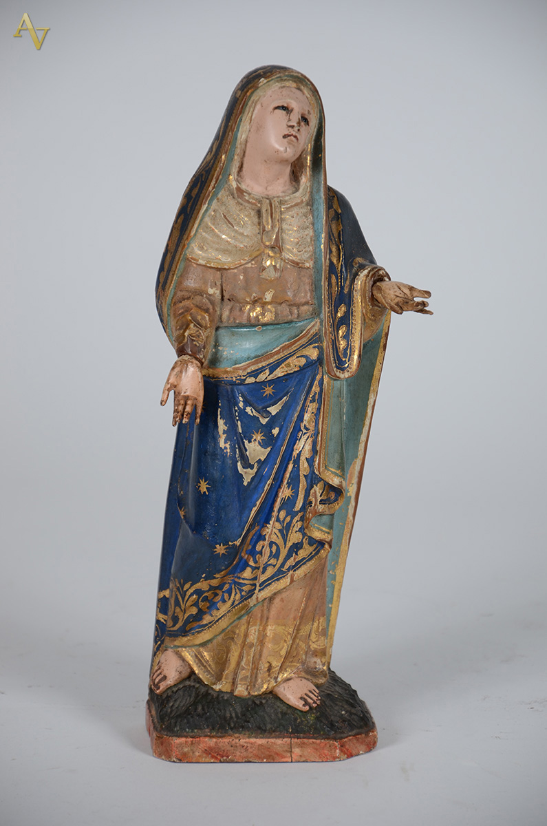 NOSSA SENHORA - Imagem em madeira policromada. Altura: 30 cm - foto 1 de 2