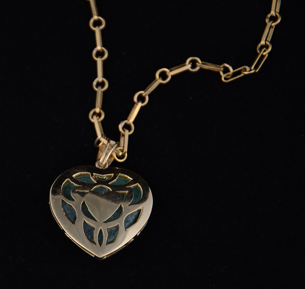 Pendente "Coração Cabochan" com 37,7 carats de esmeralda, 35... - foto 2 de 3