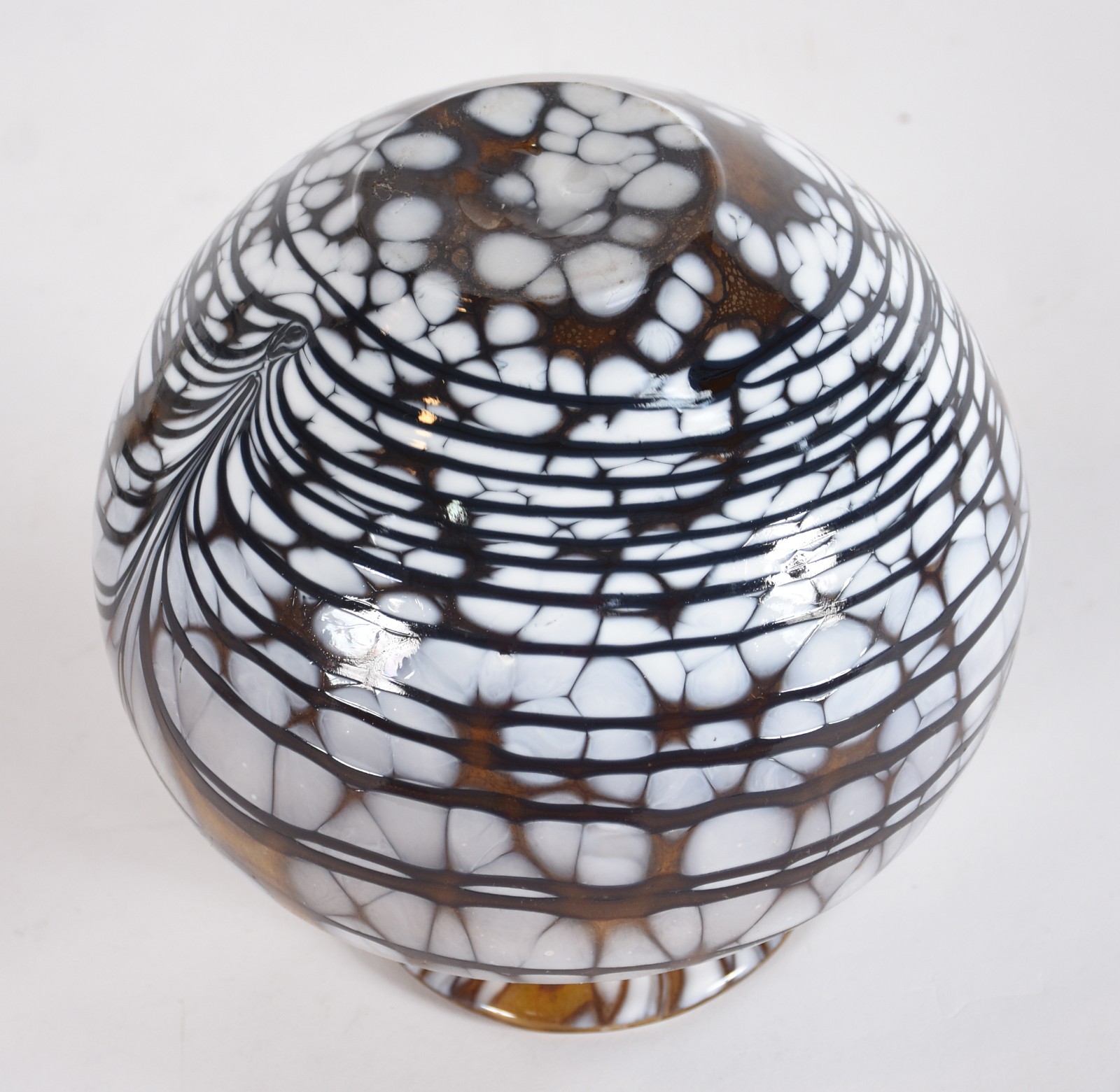 Vaso decorativo de murano nas cores âmbar e branco. - foto 3 de 4