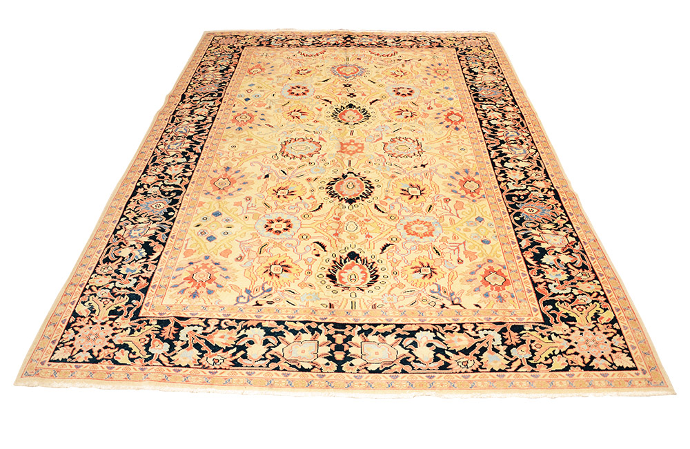 Tapete Ziegler medindo 2,55 x 3,23 = 8,23 m2