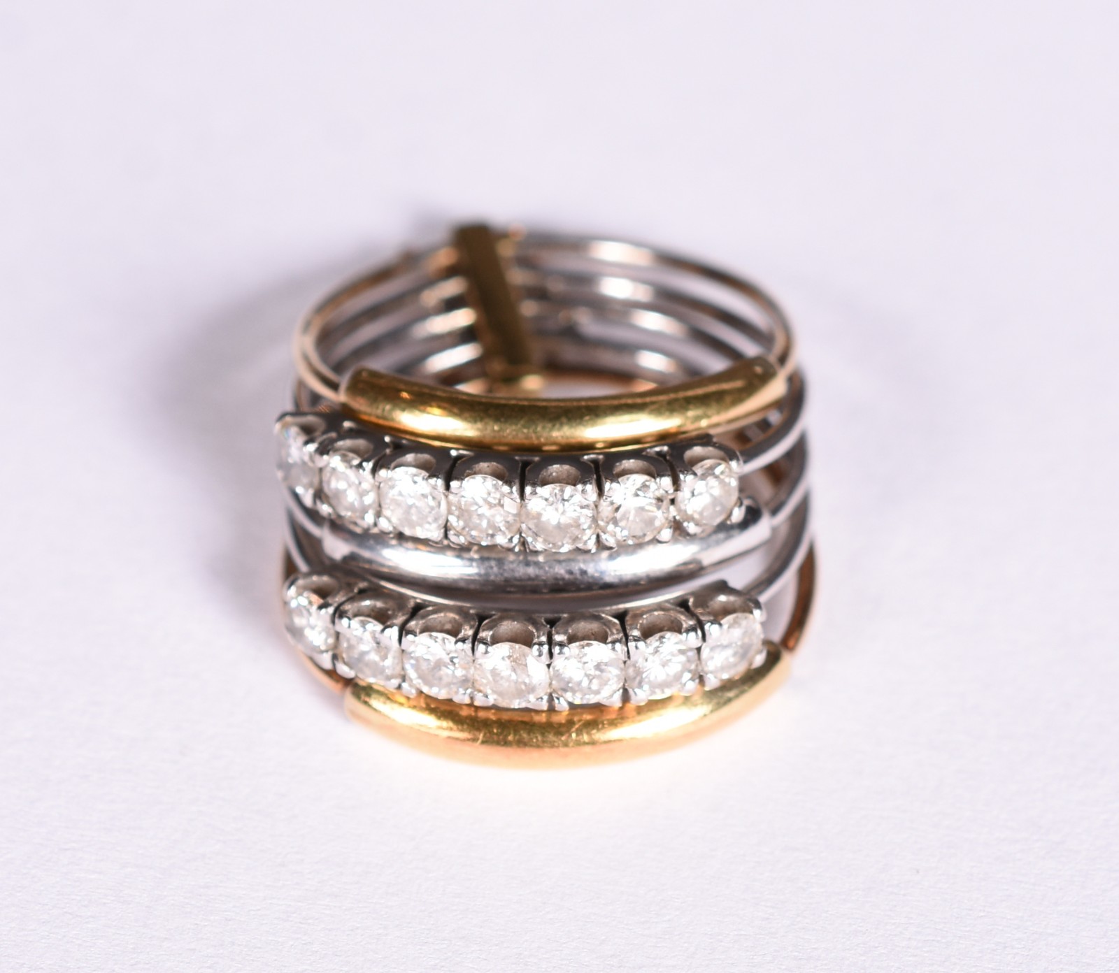 Anel em ouro branco e ouro 18 k feitio 5 meias alianças, sendo 2 com... - foto 1 de 4