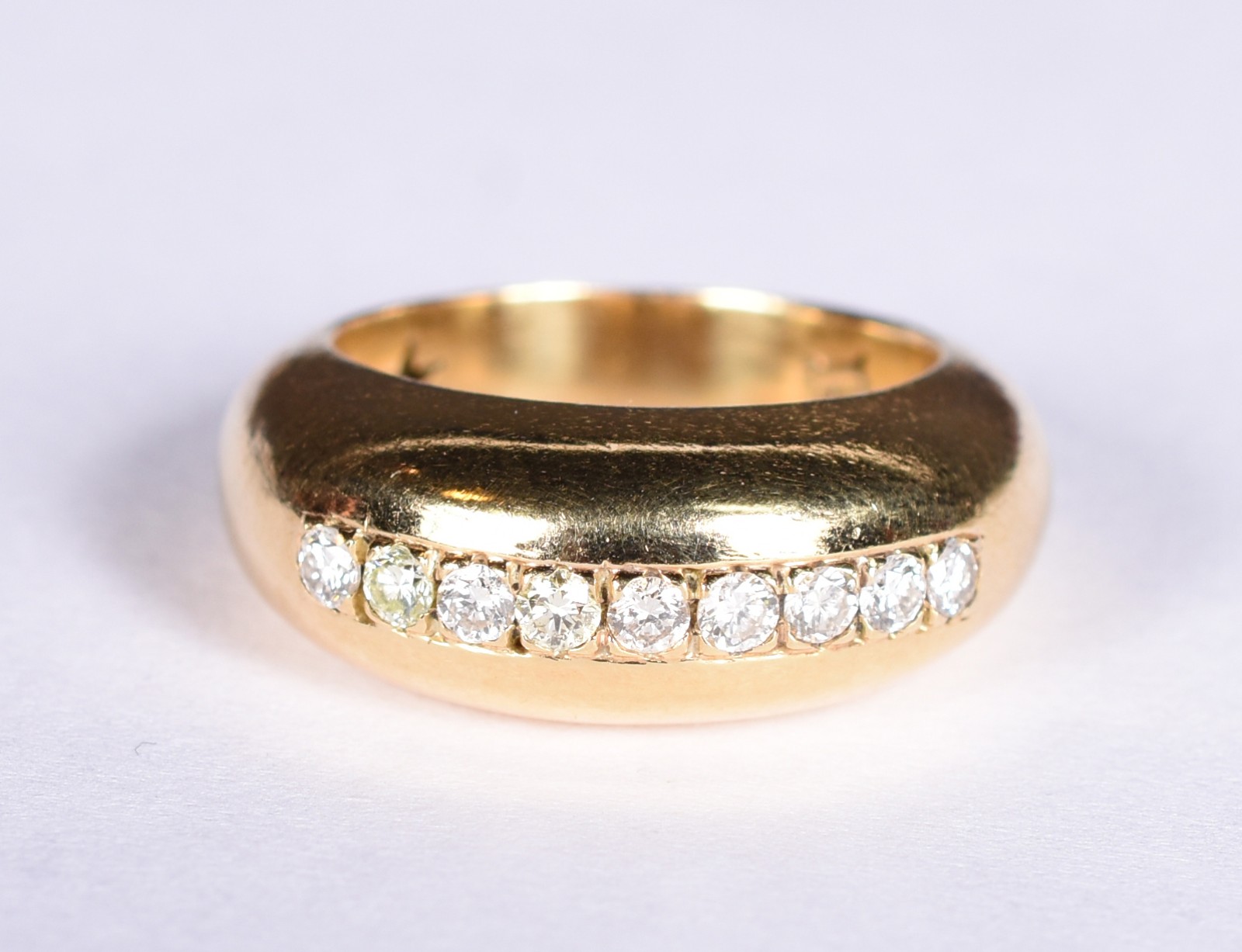 Anel em ouro 18 k contrastado 750, designer bombê com 9 brilhantes... - foto 1 de 4