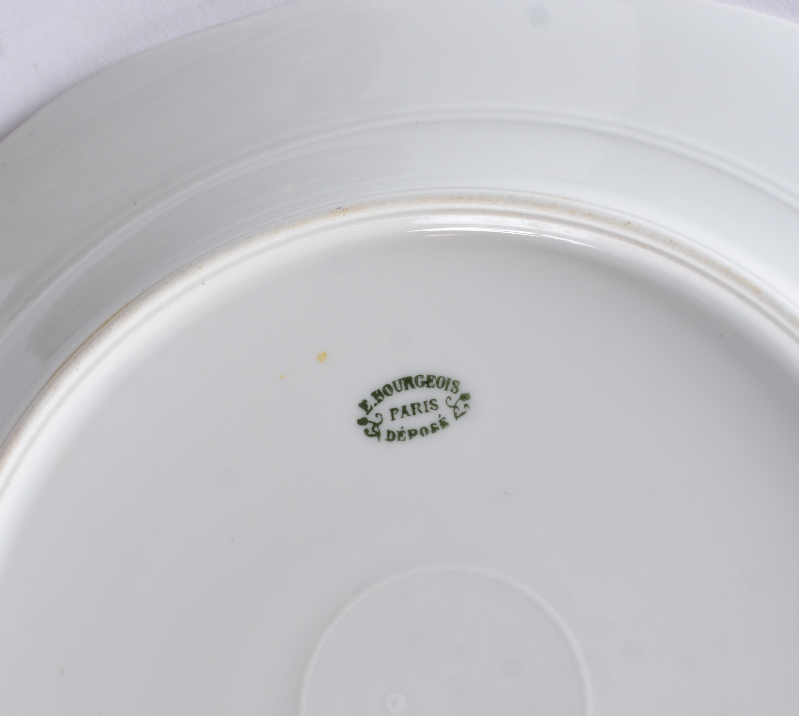 Aparelho de jantar de porcelana francesa E.Bourgeois, Deposée, na cor... - foto 4 de 7