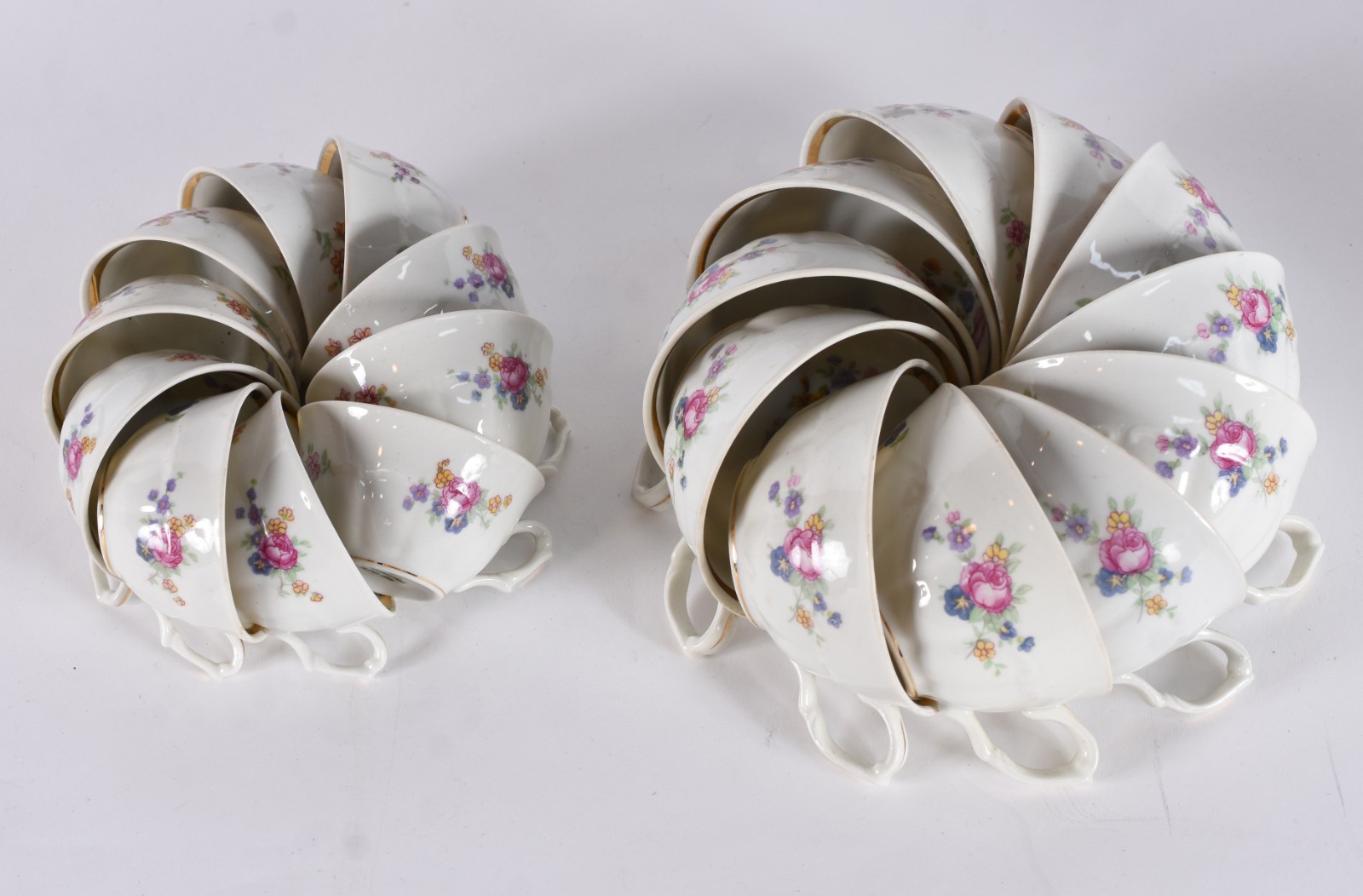 Aparelho de jantar, chá e café de porcelana polonesa Walbrzych... - foto 2 de 8