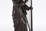 AUGUSTO SAINT-GAUDENS (1848/1907),  - Escultura renascentista americana na representação de Vênus Harpista em bronze, base de mármore.