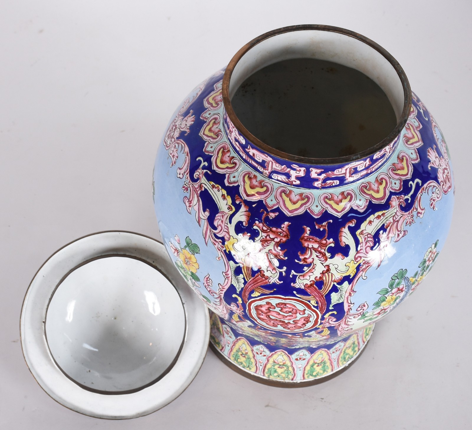 Antigo Vaso de cloisonné ricamente decorado com aves do paraíso e... - foto 4 de 5