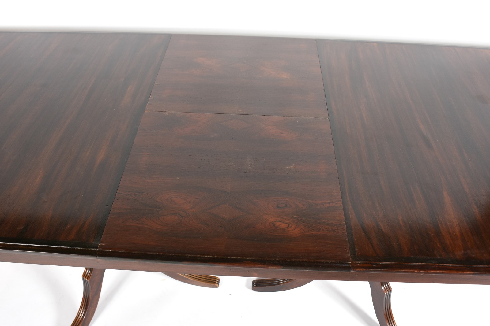 Mesa de jantar de madeira nobre, tampo retangular com 1 tabua... - foto 6 de 6