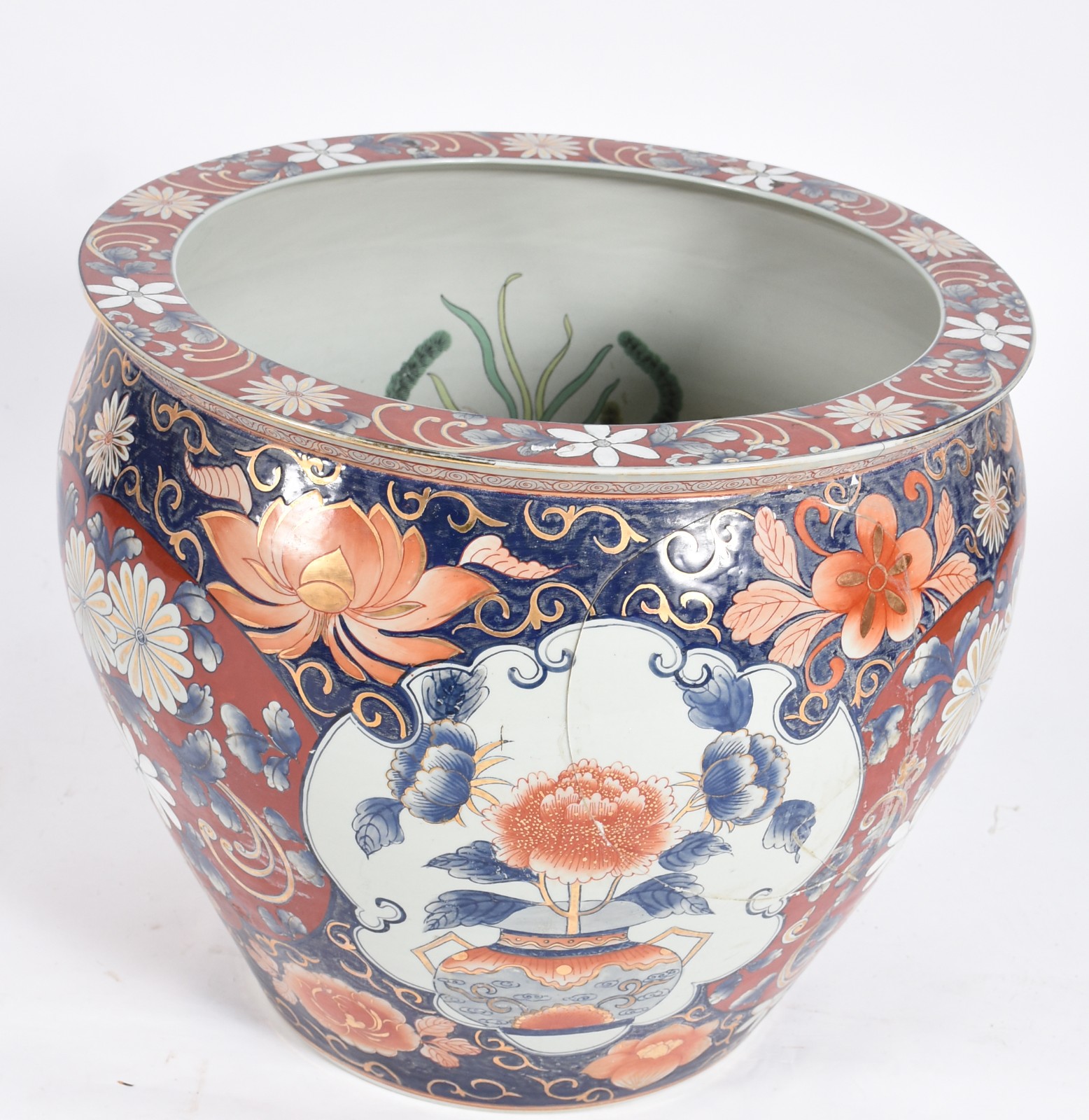 Grande Aquário/cachepot de porcelana oriental com flores em rouge de... - foto 3 de 5