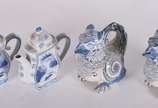 Quatro bules de porcelana oriental. - Quatro bules de porcelana oriental.
