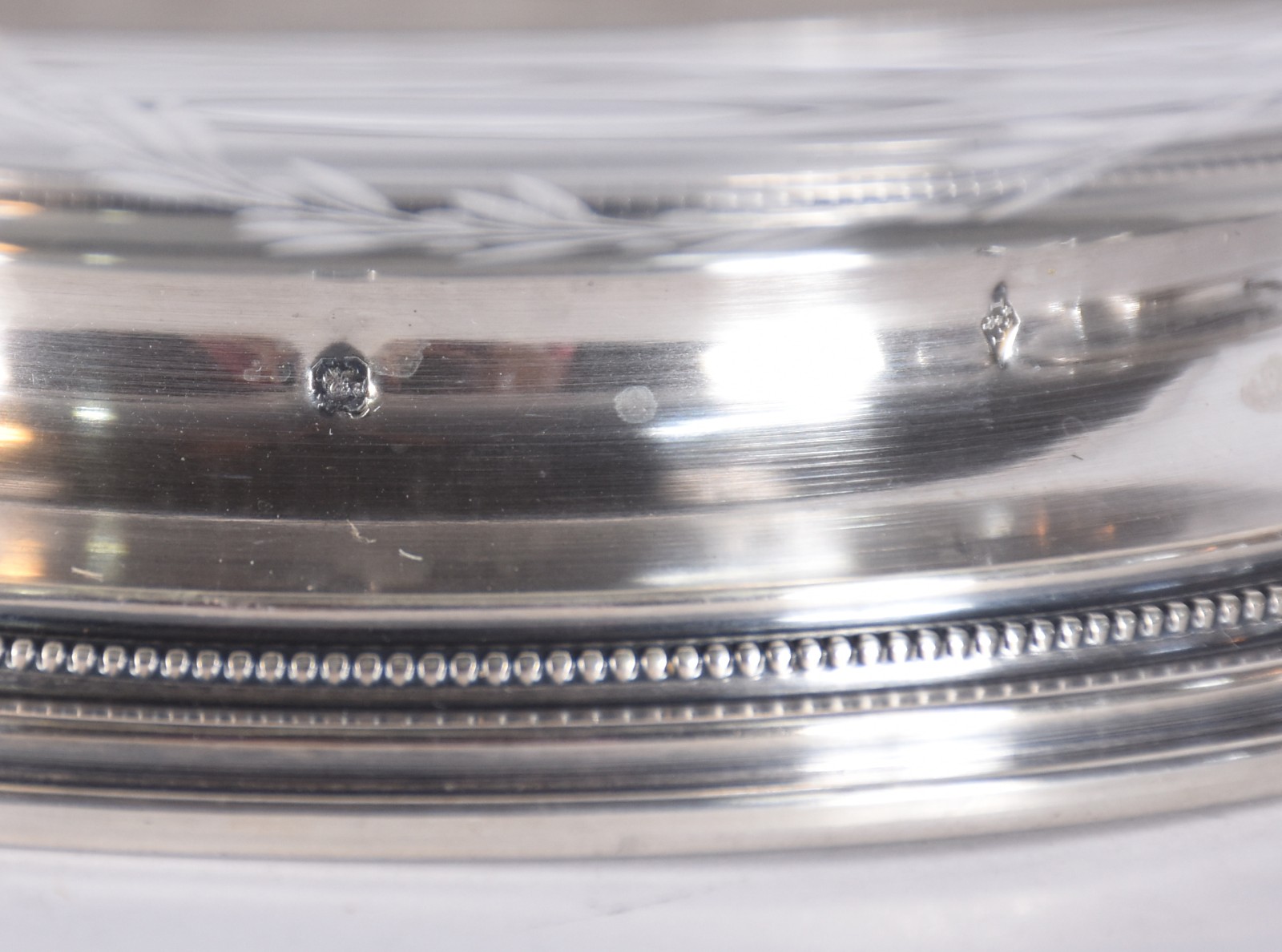 Par de fruteiras de cristal Saint Louis e guarnição de prata... - foto 5 de 5
