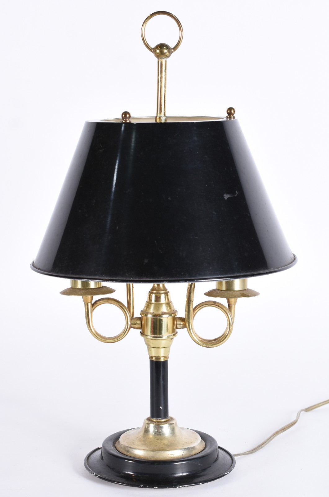 Abatjour em metal dourado estilo inglês, cúpula na cor preta... - foto 1 de 4